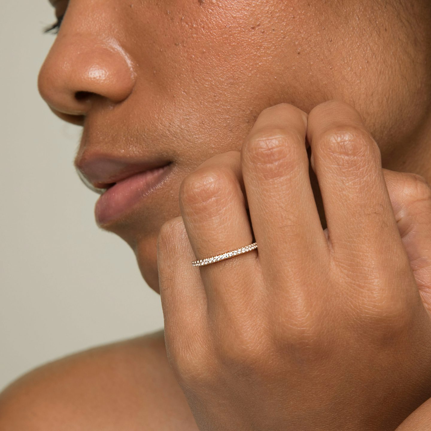 The Infinity Band | Round Brilliant | 18k | White Gold | bandVersion: original