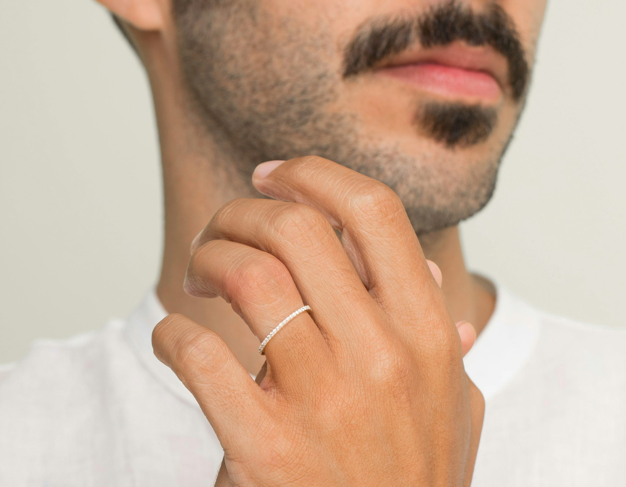 The Infinity Band | Round Brilliant | 18k | White Gold | bandVersion: original