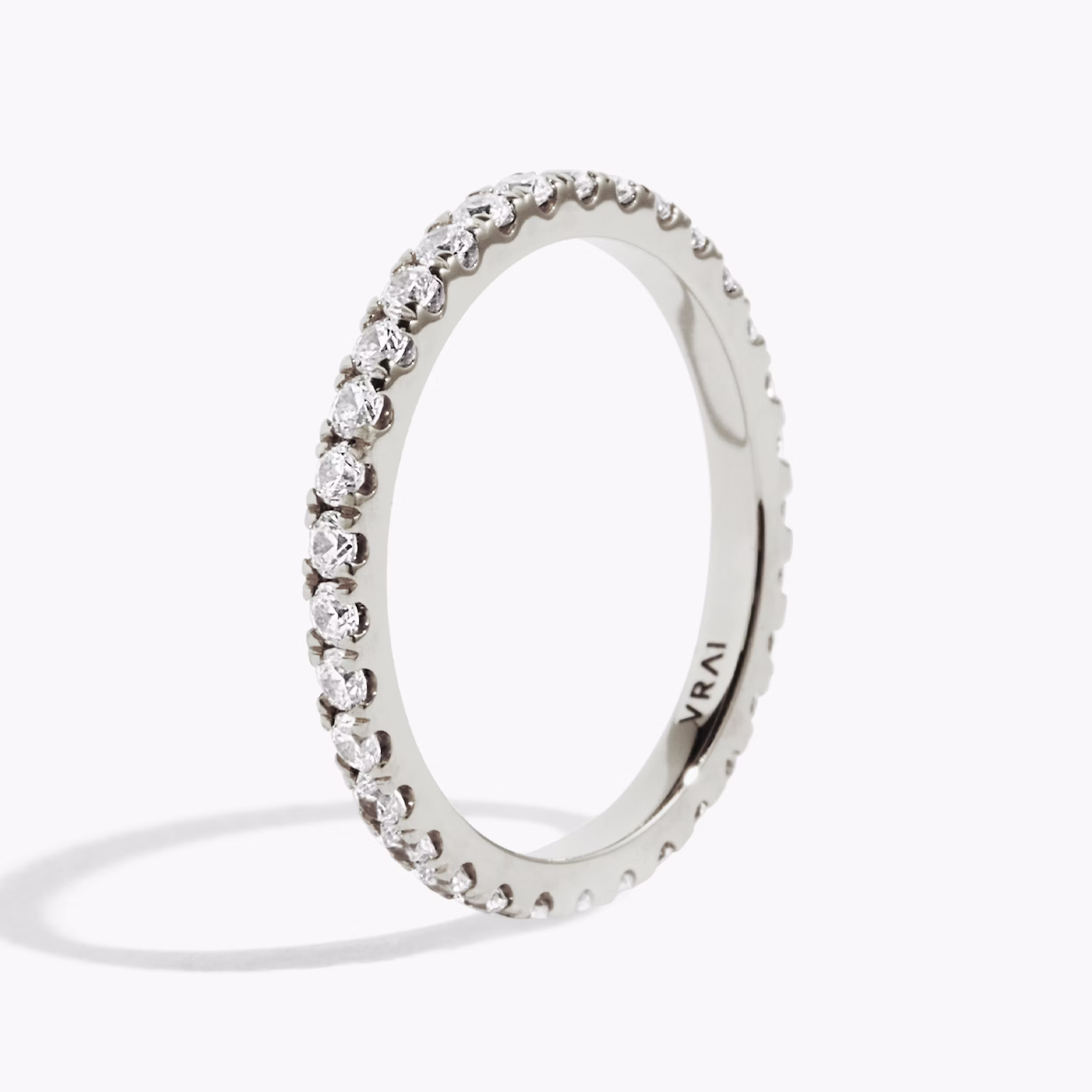 The Infinity Band | Round Brilliant | Platinum | bandVersion: large