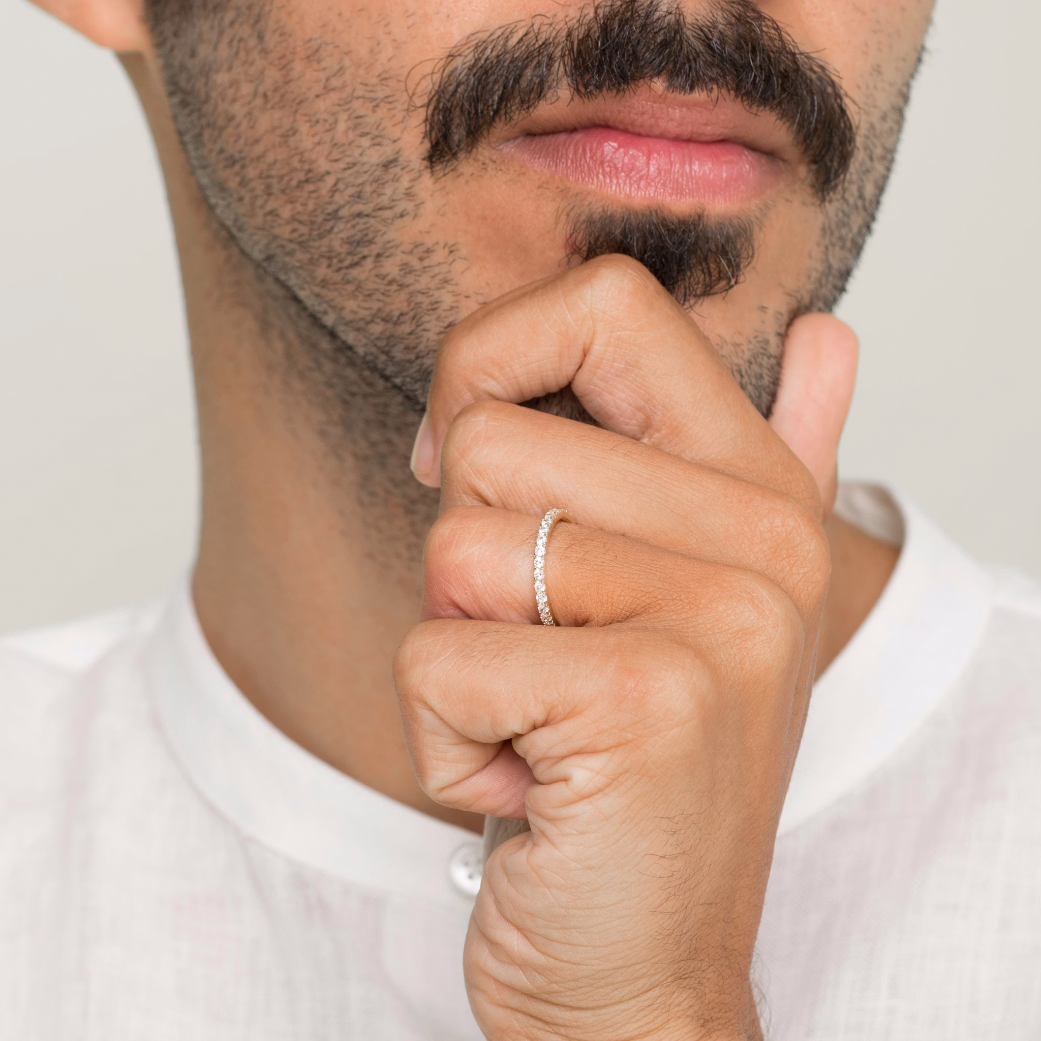 The Infinity Band | Round Brilliant | 18k | White Gold | bandVersion: large