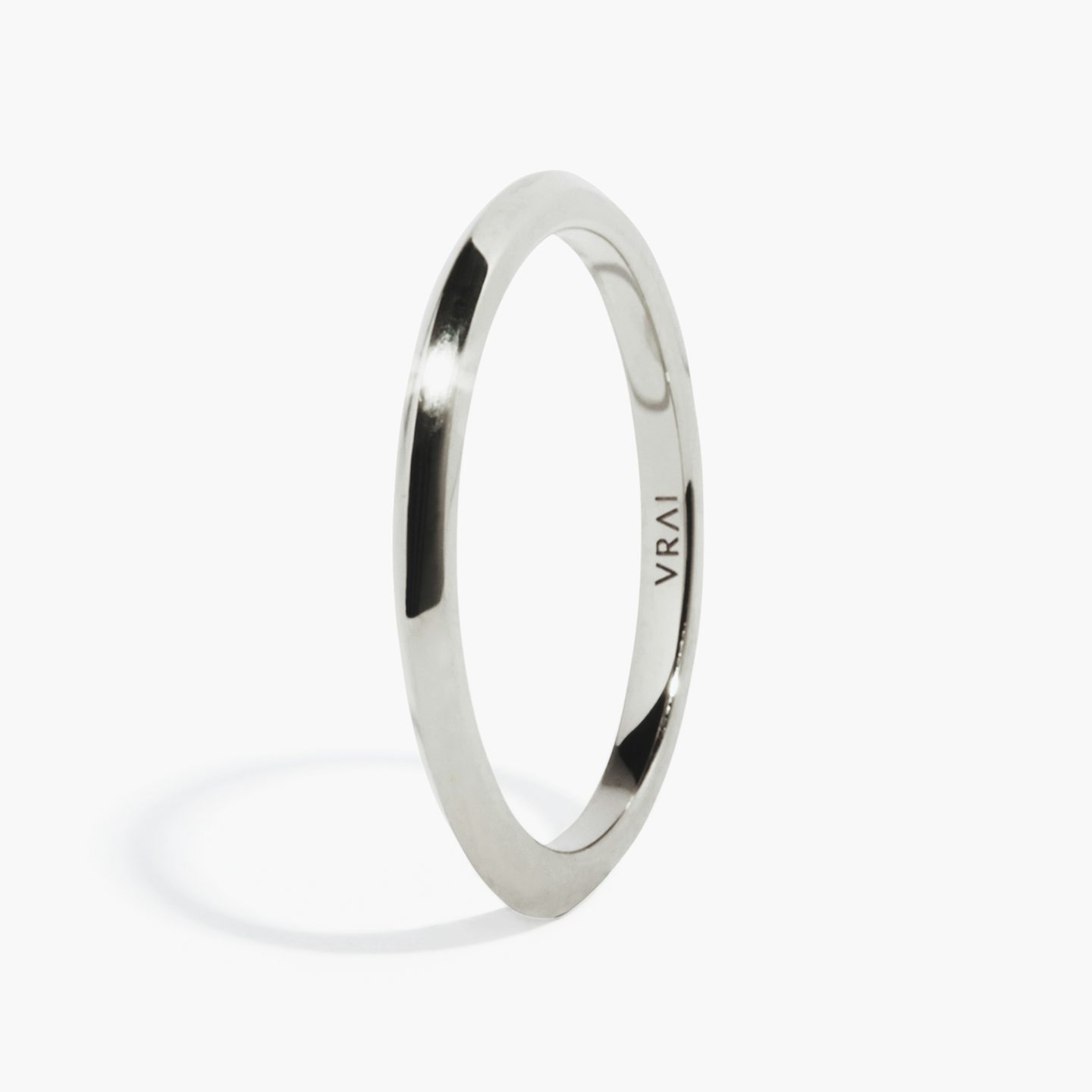 The Knife-Edge Band | 18k | White Gold | bandAccent: Plain