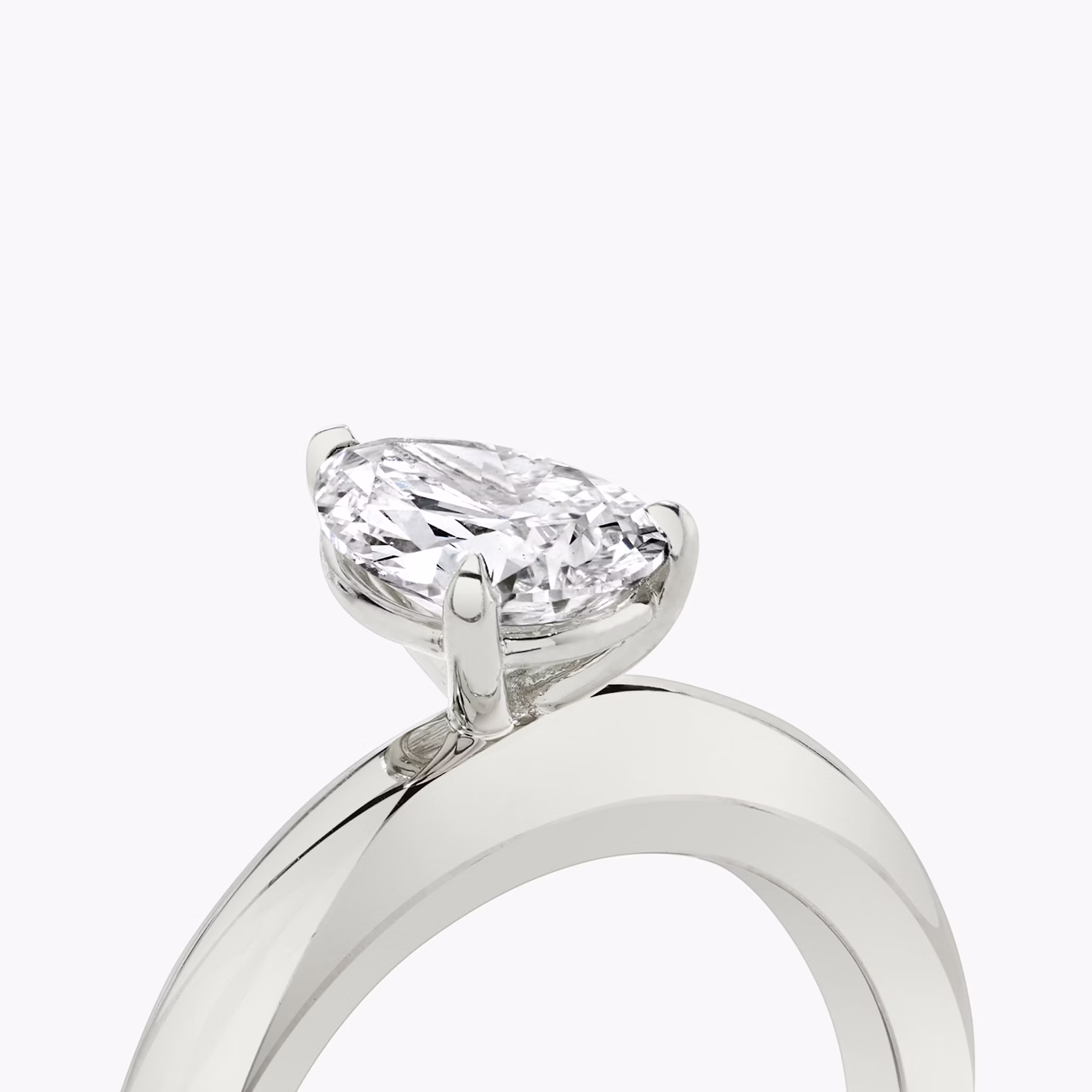 The Curator | Pear | 18k | White Gold | bandAccent: Plain | diamondOrientation: vertical | caratWeight: other