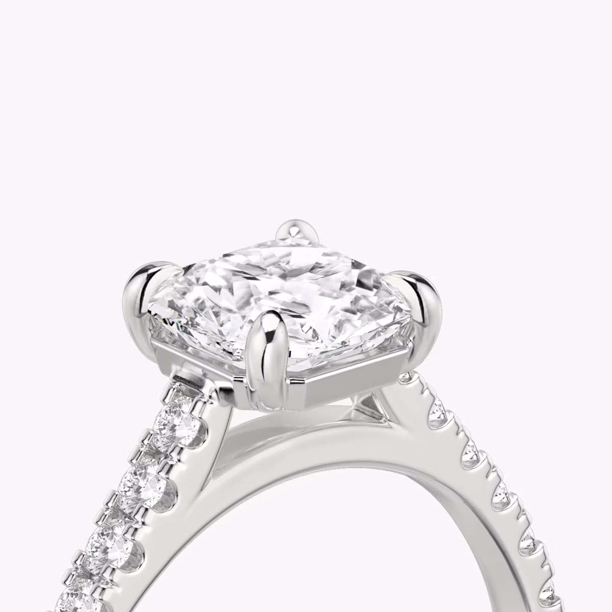 Anillo de compromiso Cathedral | Asscher | Platino | bandAccent: Pavé | diamondOrientation: vertical | caratWeight: other