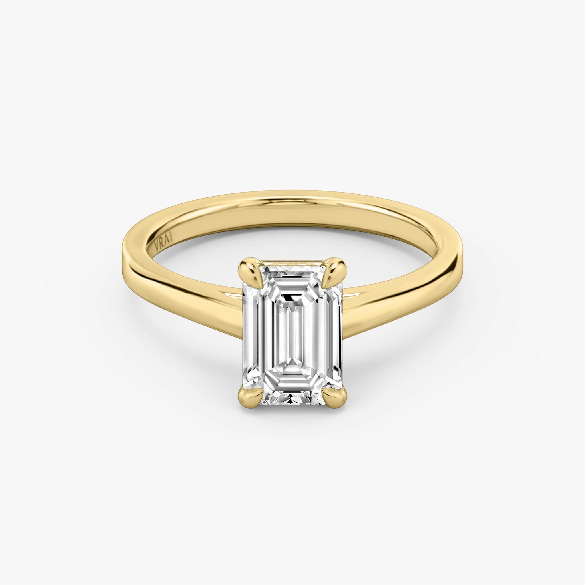 The Cathedral | Emerald | 18k | Yellow Gold | bandAccent: Plain | diamondOrientation: vertical | caratWeight: other