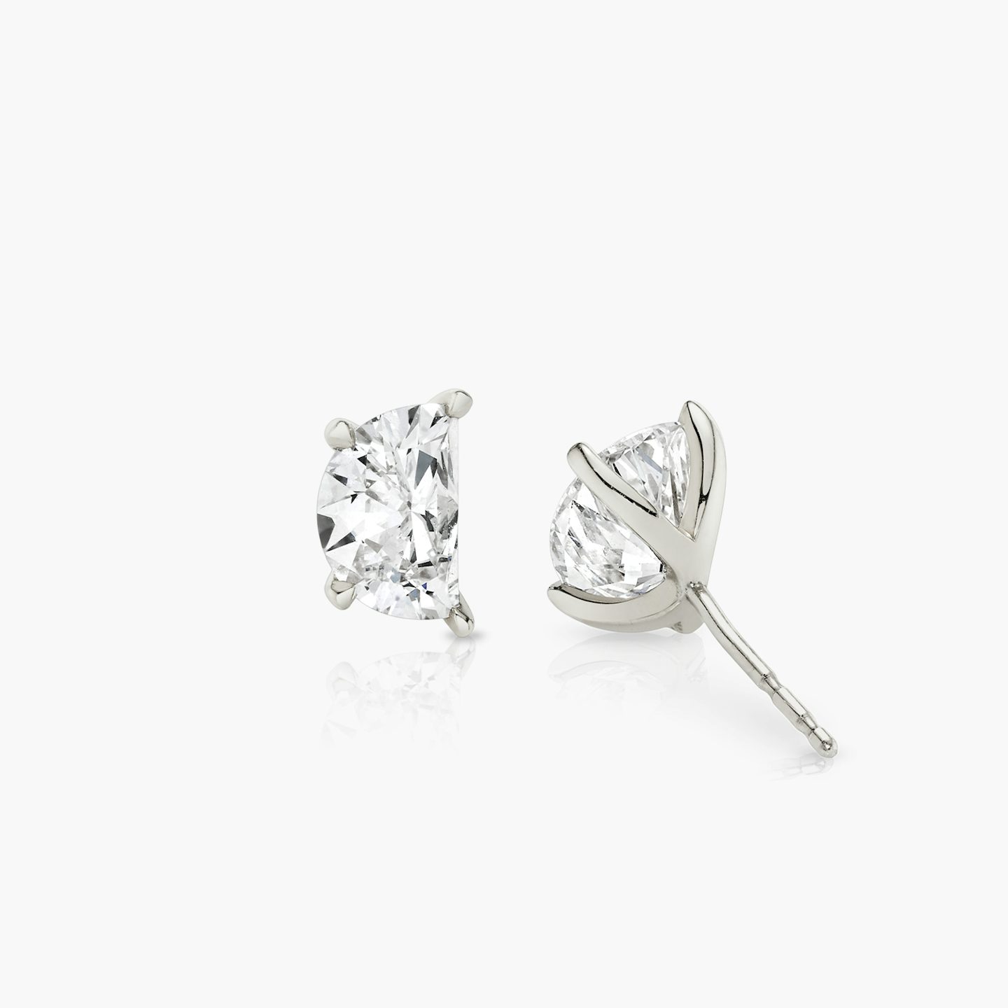 VRAI Iconic Stud | Half Moon | 14k | White Gold | caratWeight: 0.75ct