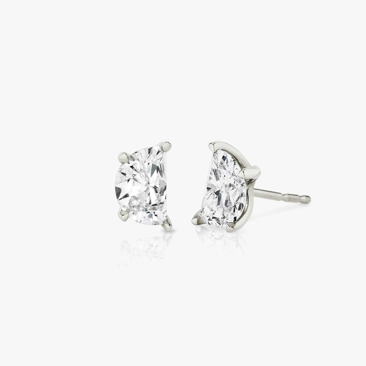 VRAI Iconic Stud | Half Moon | 14k | White Gold | caratWeight: 0.75ct