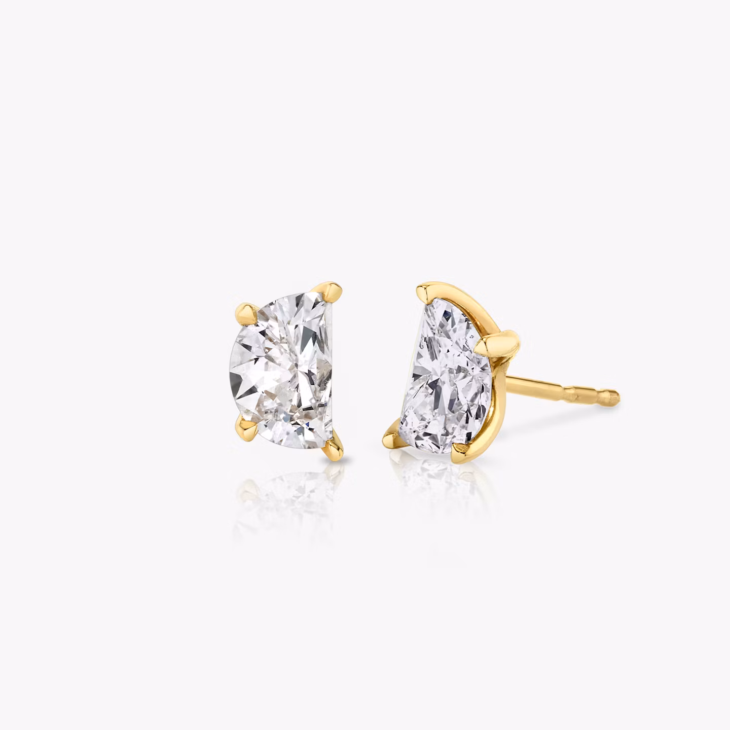 VRAI Iconic Stud Half Moon | Yellow Gold