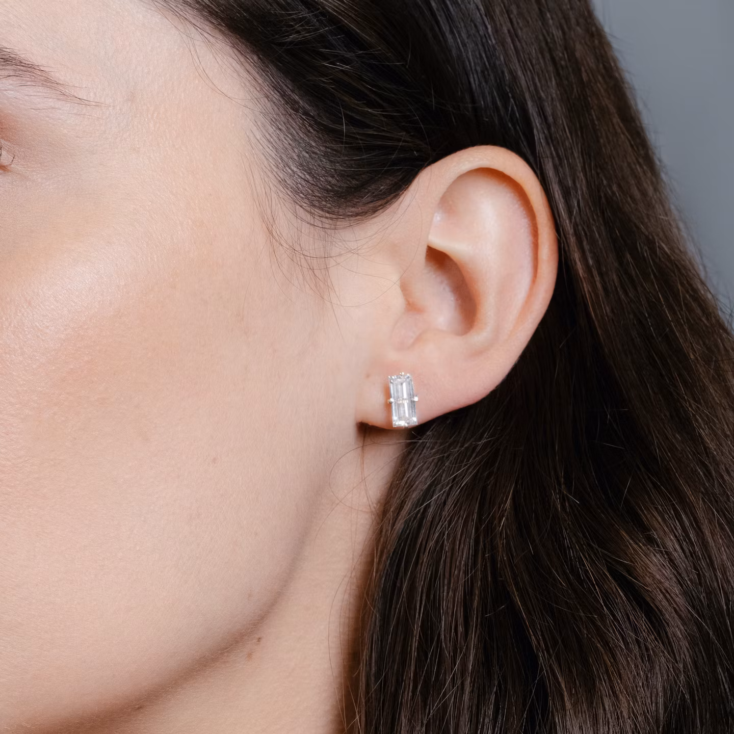VRAI Iconic Stud | Baguette | 14k | Yellow Gold | caratWeight: 0.75ct