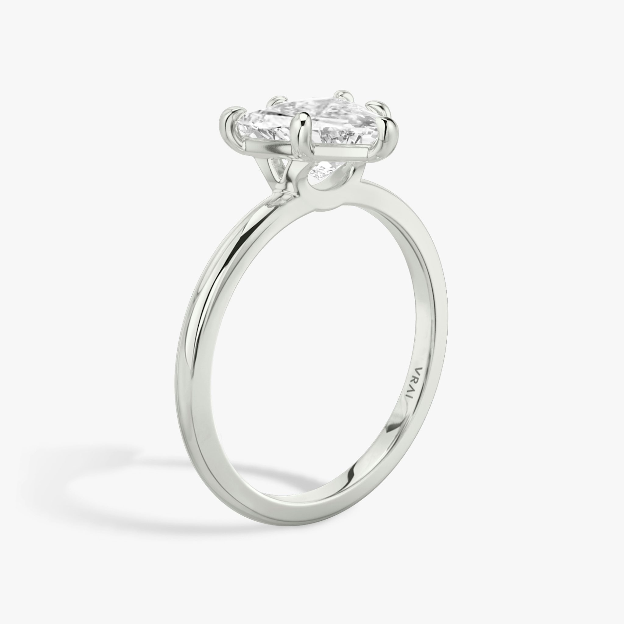 The Signature 6 Prong | Trillion | Platinum | bandAccent: Plain | bandWidth: standard | hiddenHalo: no | diamondOrientation: vertical | caratWeight: other