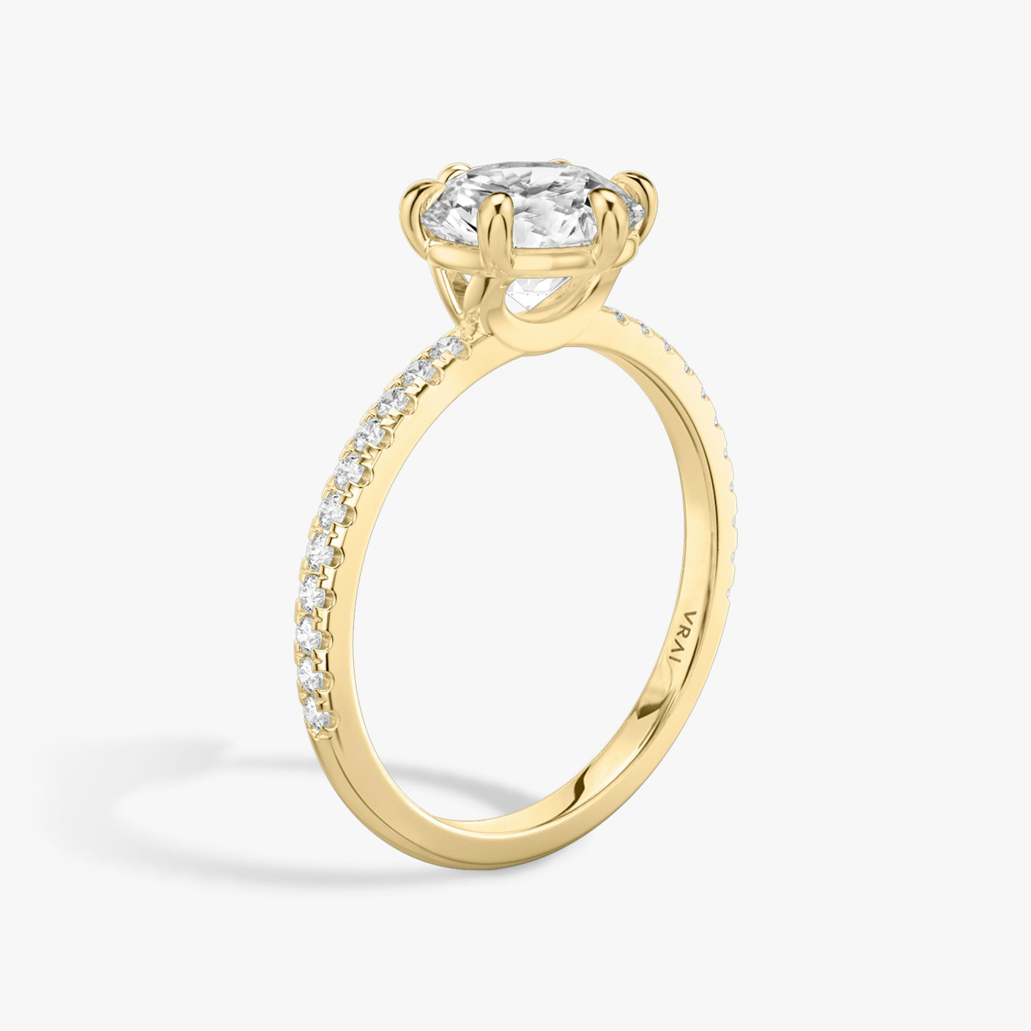 The Signature 6 Prong | Round Brilliant | 18k | Yellow Gold | bandAccent: Pavé | bandWidth: standard | caratWeight: other | hiddenHalo: no | diamondOrientation: vertical