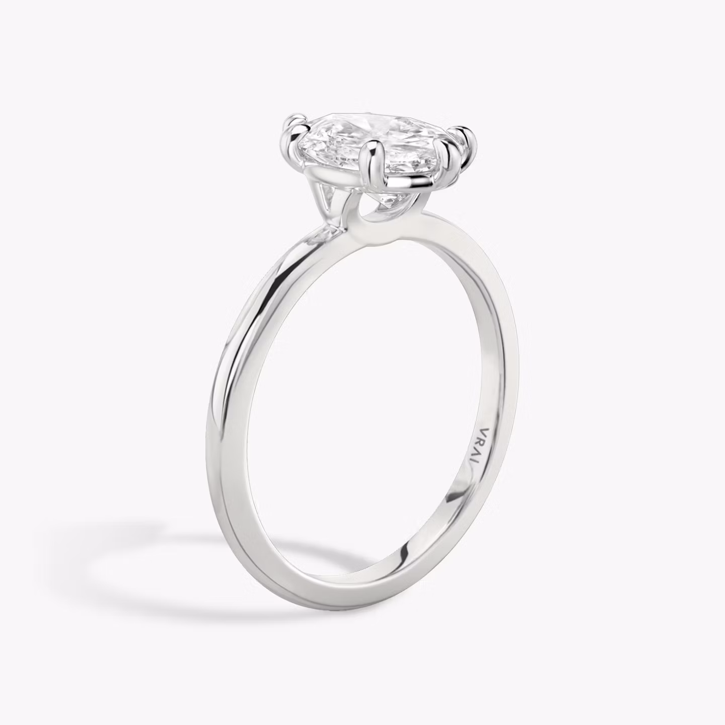 Signature 6 Prong | Tropfen | Platin | bandAccent: Ohne Pavé-Besatz | bandWidth: standard | hiddenHalo: no | diamondOrientation: vertical | caratWeight: other