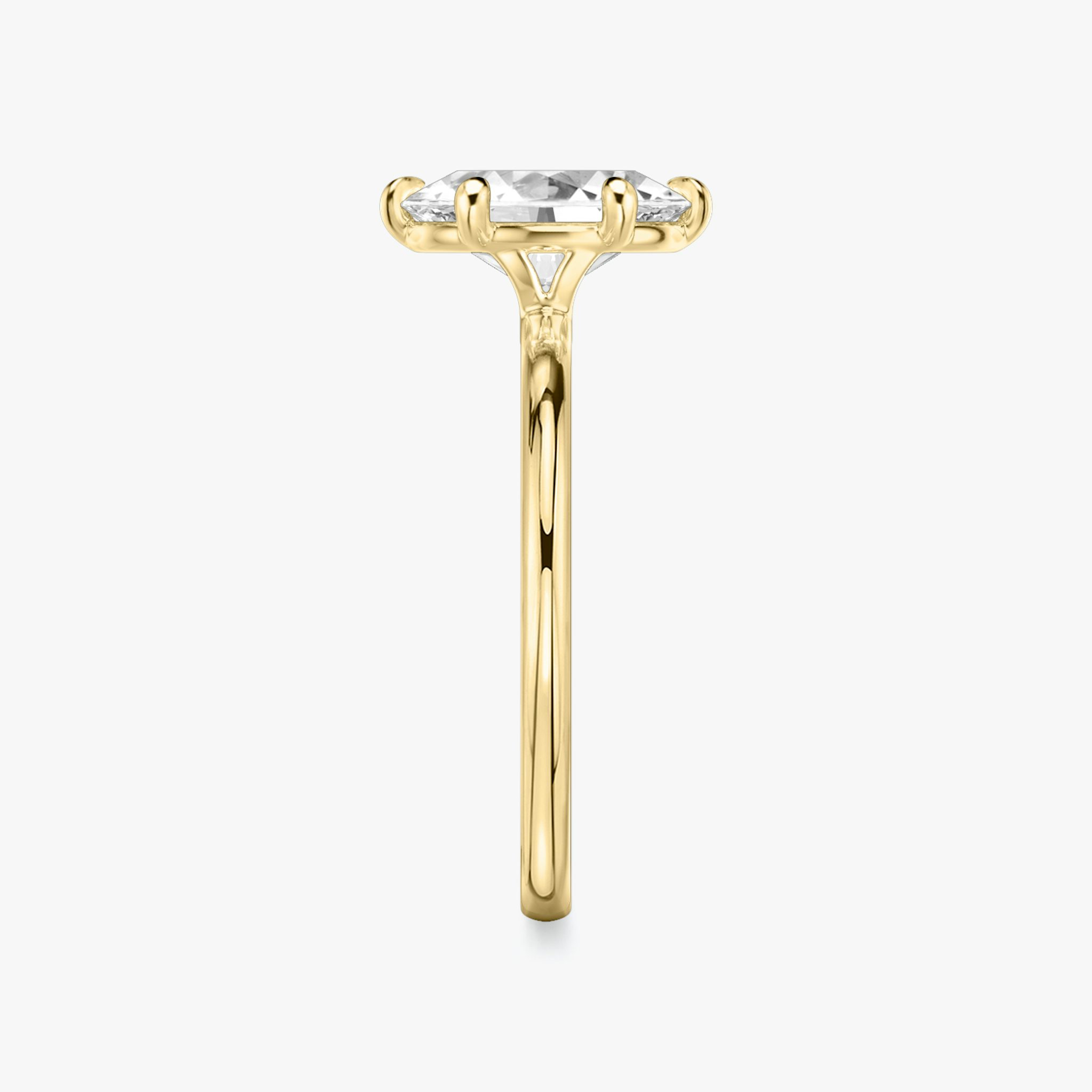 The Signature 6 Prong | Oval | 18k | Yellow Gold | bandAccent: Plain | bandWidth: standard | hiddenHalo: no | diamondOrientation: vertical | caratWeight: other