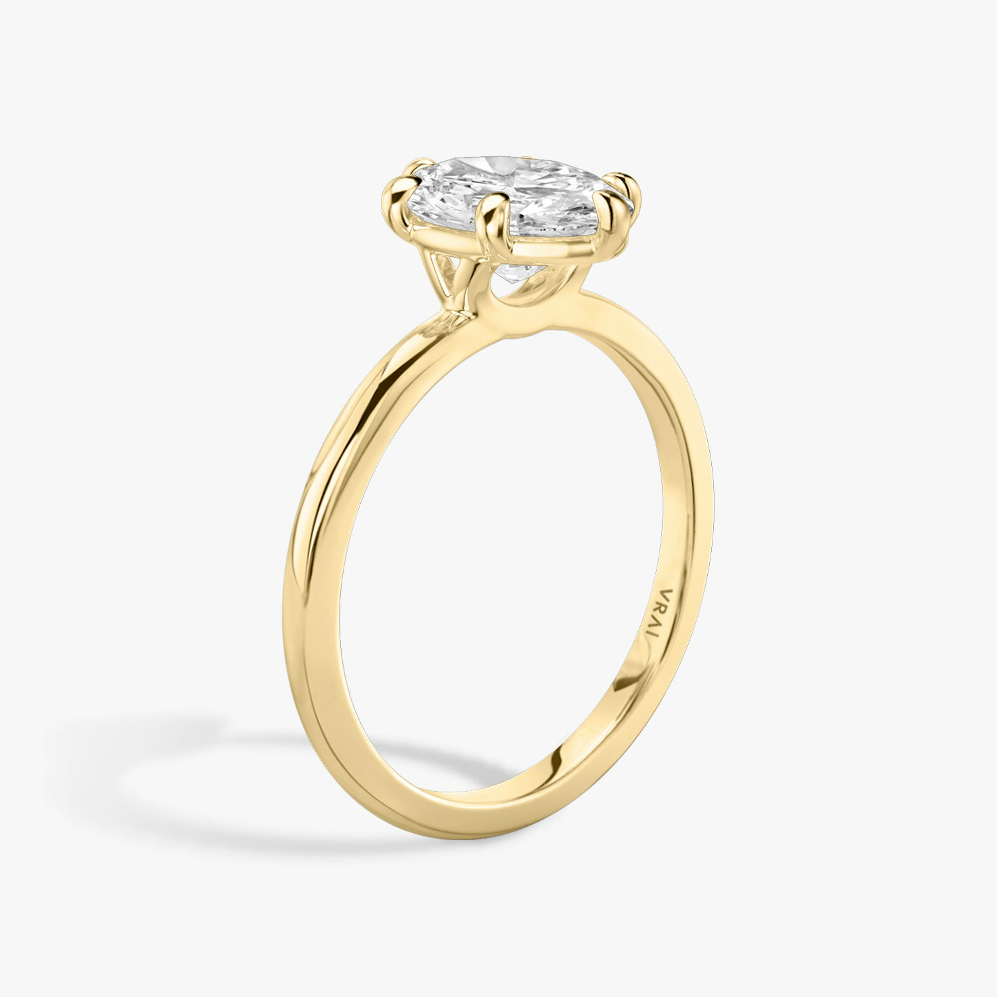 The Signature 6 Prong | Oval | 18k | Yellow Gold | bandAccent: Plain | bandWidth: standard | hiddenHalo: no | diamondOrientation: vertical | caratWeight: other