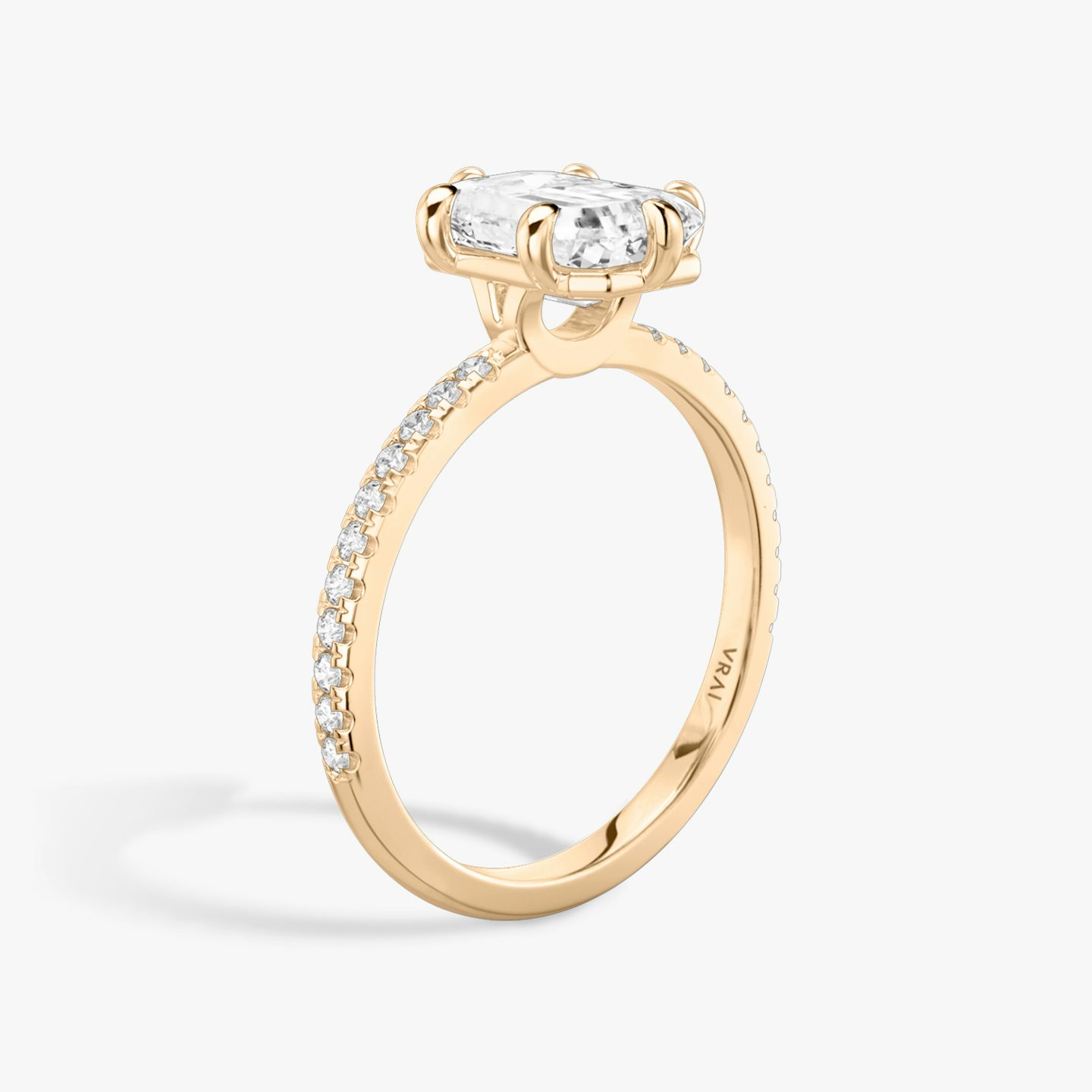 The Signature 6 Prong | Emerald | 14k | Rose Gold | bandAccent: Pavé | bandWidth: standard | hiddenHalo: no | diamondOrientation: vertical | caratWeight: other