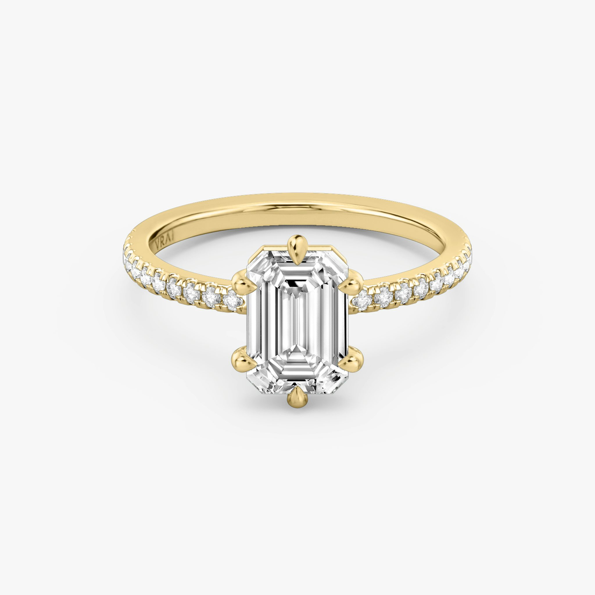 Yellow gold 6-prong solitaire with Emerald cut diamond