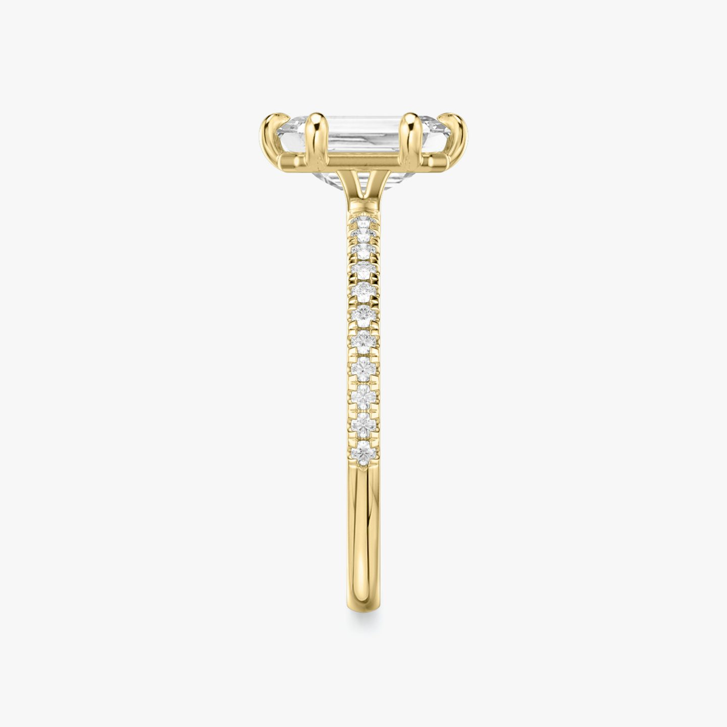 The Signature 6 Prong | Emerald | 18k | Yellow Gold | bandAccent: Pavé | bandWidth: standard | hiddenHalo: no | diamondOrientation: vertical | caratWeight: other