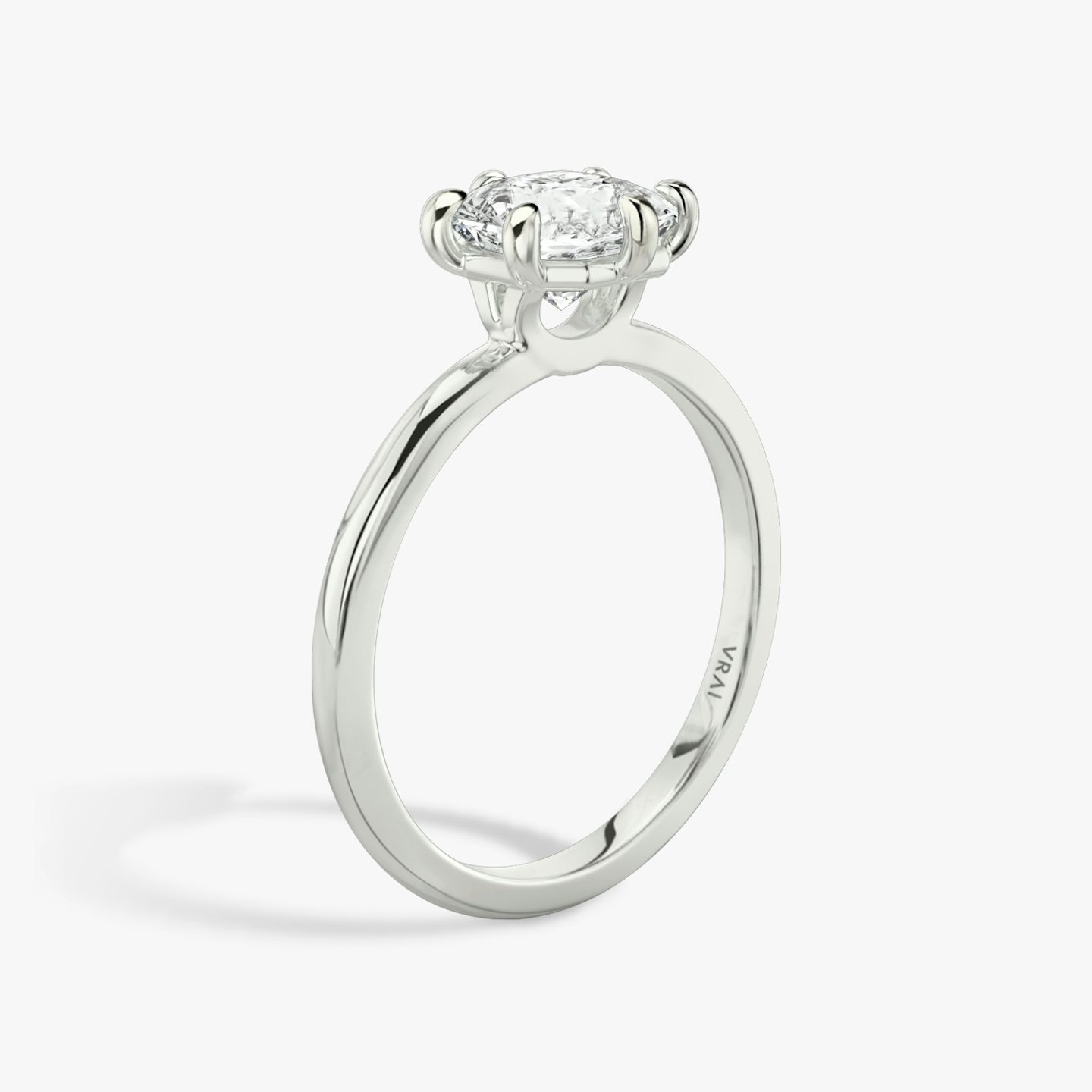 Signature 6 Prong | Asscher | Platin | bandAccent: Ohne Pavé-Besatz | bandWidth: standard | hiddenHalo: no | diamondOrientation: vertical | caratWeight: other