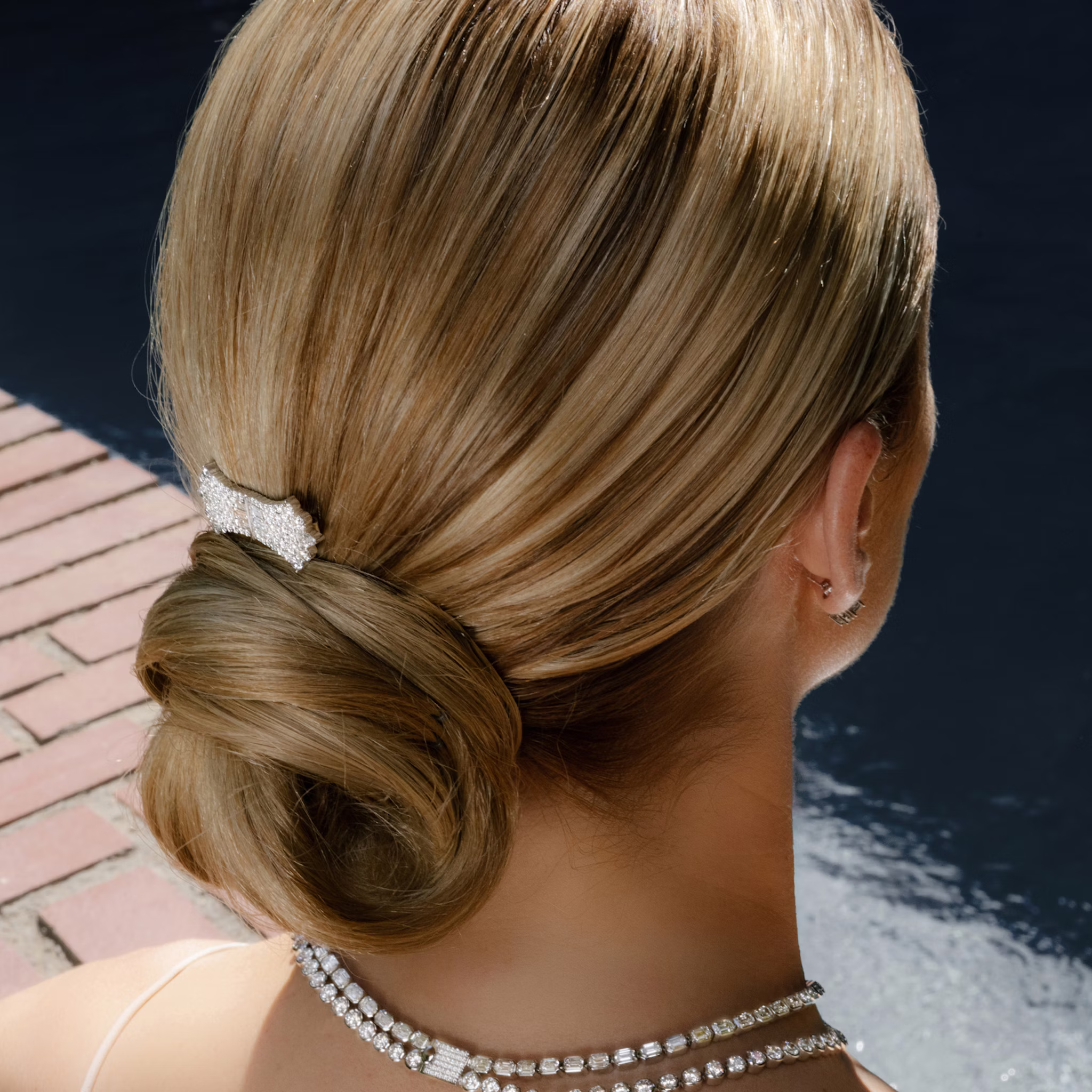 Hearst Hairpin | pear+round-brilliant+baguette | 14k | White Gold