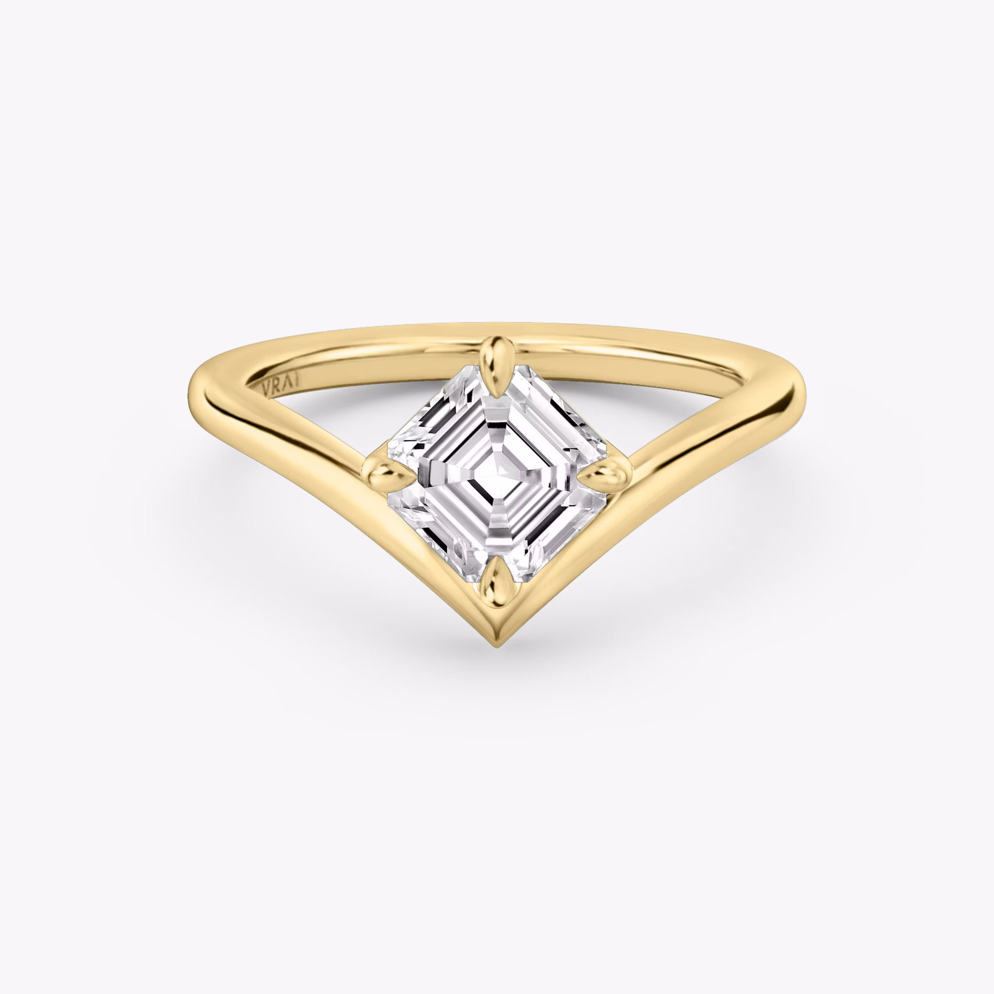 The Signature V | Asscher | 18k | Yellow Gold | bandAccent: Plain | diamondOrientation: vertical | caratWeight: other