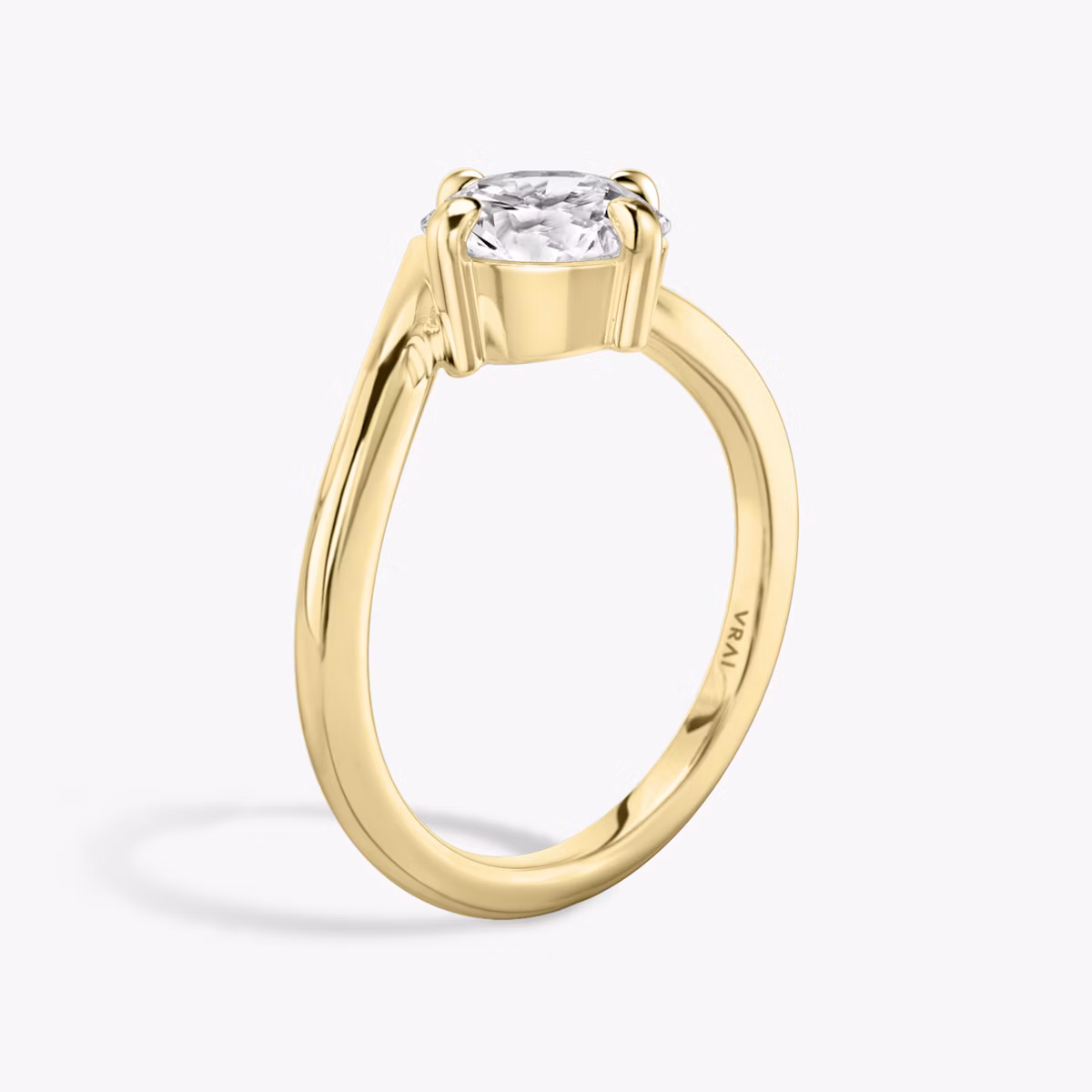 The Signature V | Round Brilliant | 18k | Yellow Gold | bandAccent: Plain | caratWeight: other | diamondOrientation: vertical