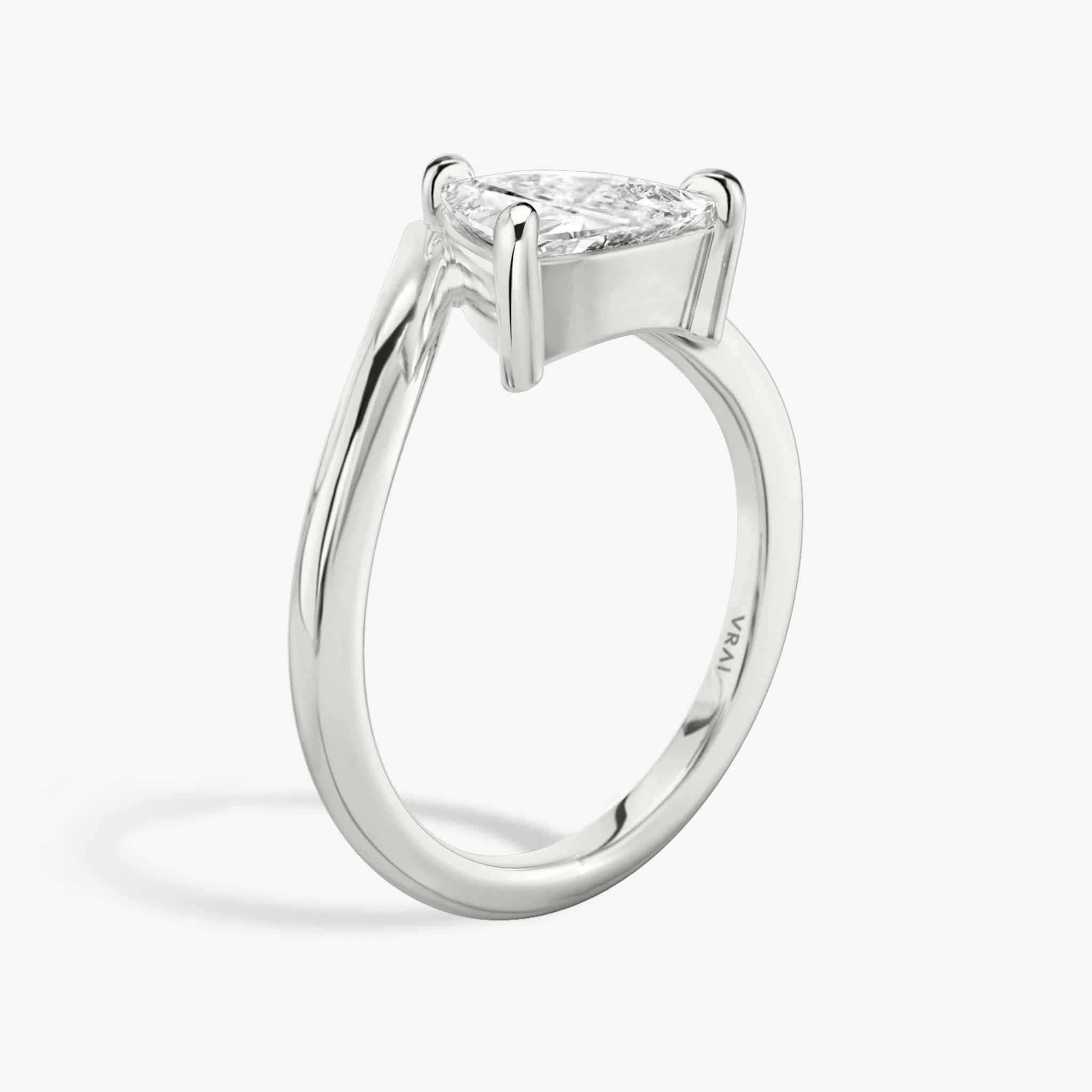 The Signature V | Trillion | 18k | White Gold | bandAccent: Plain | diamondOrientation: vertical | caratWeight: other