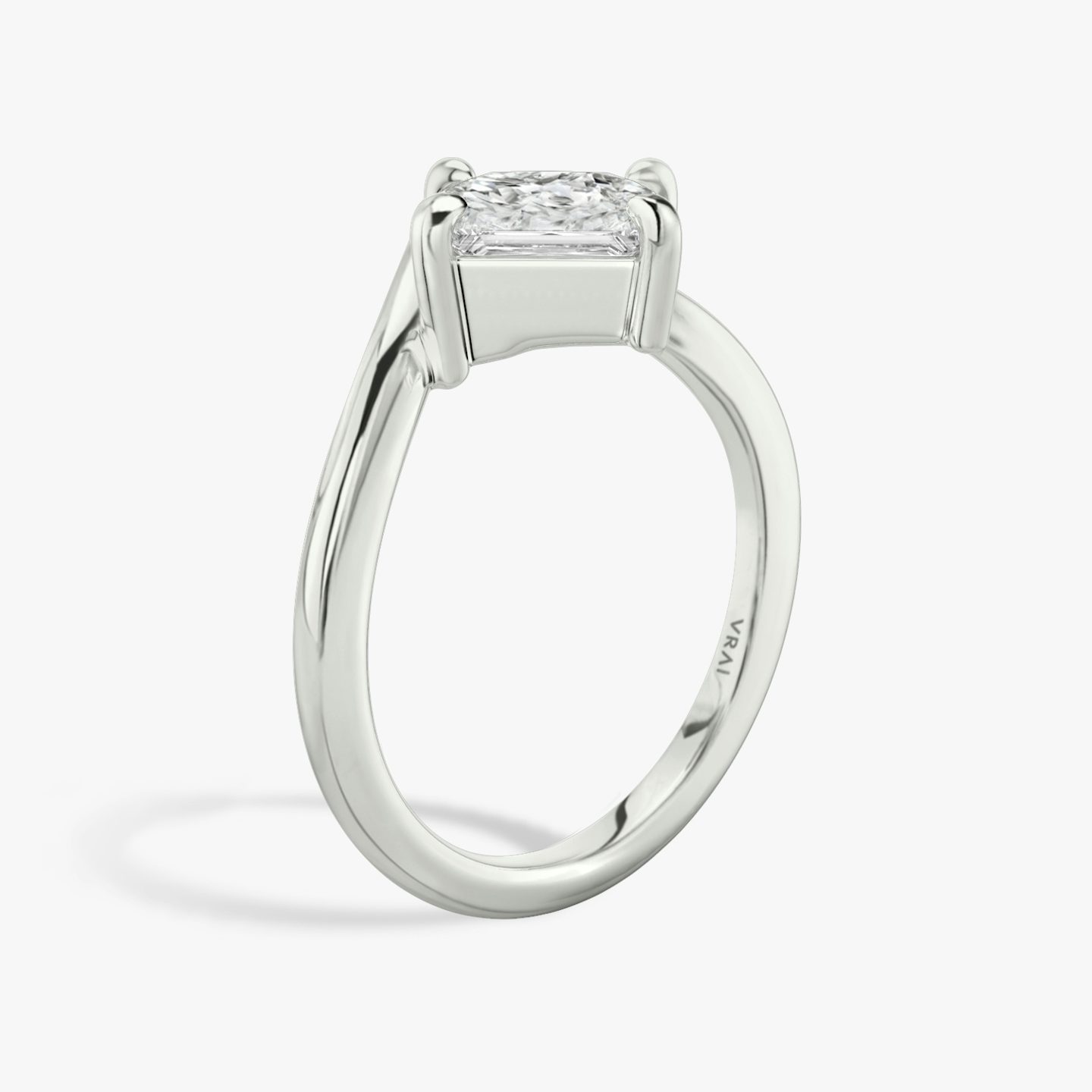The Signature V | Princess | 18k | White Gold | bandAccent: Plain | diamondOrientation: vertical | caratWeight: other
