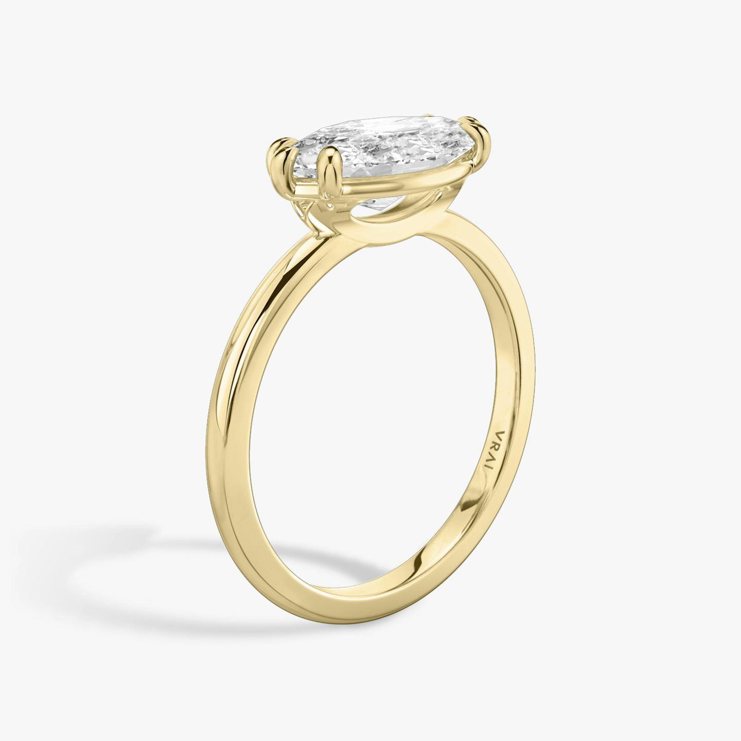 Bague de fiançailles Signature  | Marquise | 18k | Or jaune | bandAccent: Simple | bandWidth: standard | diamondOrientation: horizontal | hiddenHalo: no | caratWeight: other