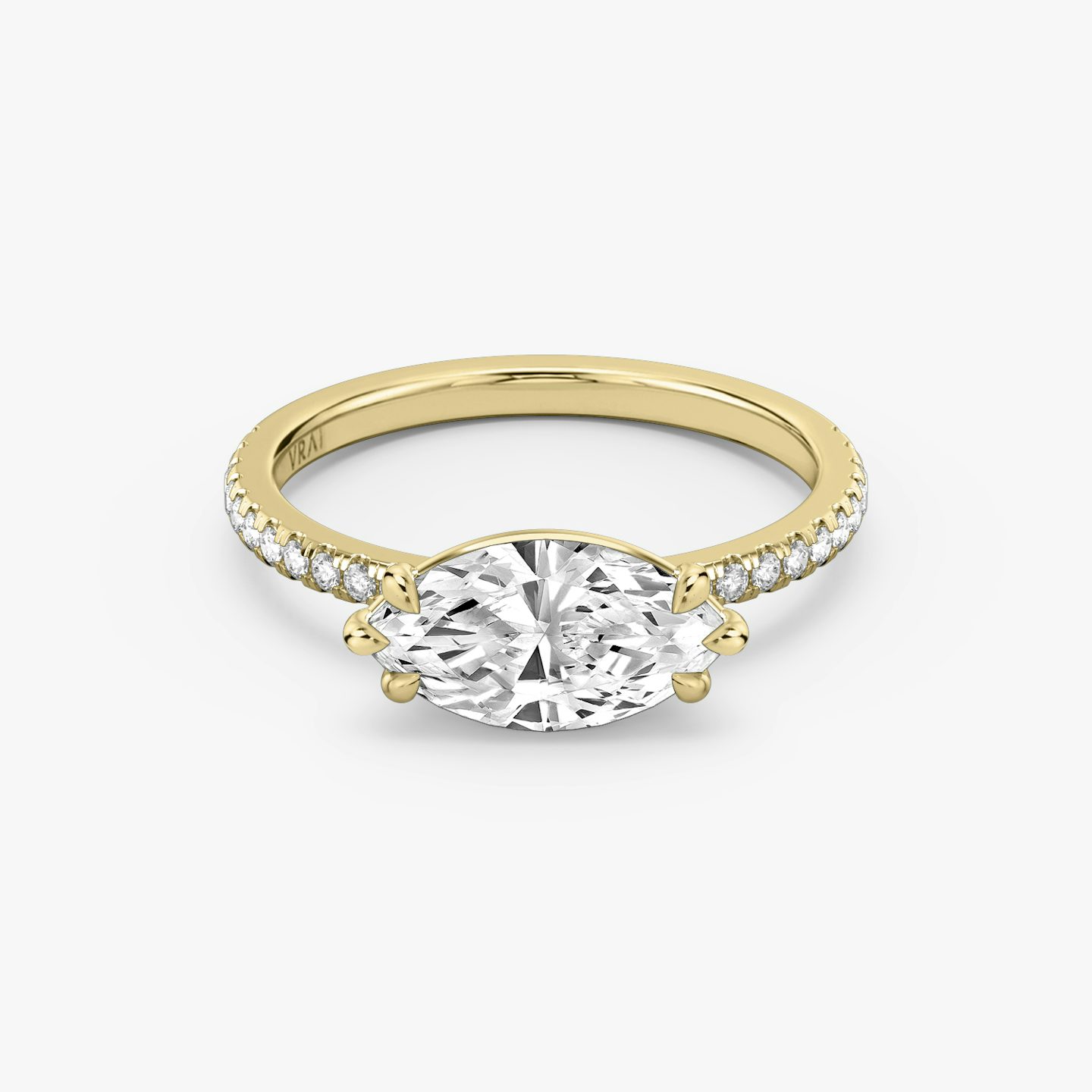 Bague de fiançailles Signature  | Marquise | 18k | Or jaune | bandAccent: Pavé | bandWidth: standard | diamondOrientation: horizontal | hiddenHalo: no | caratWeight: other