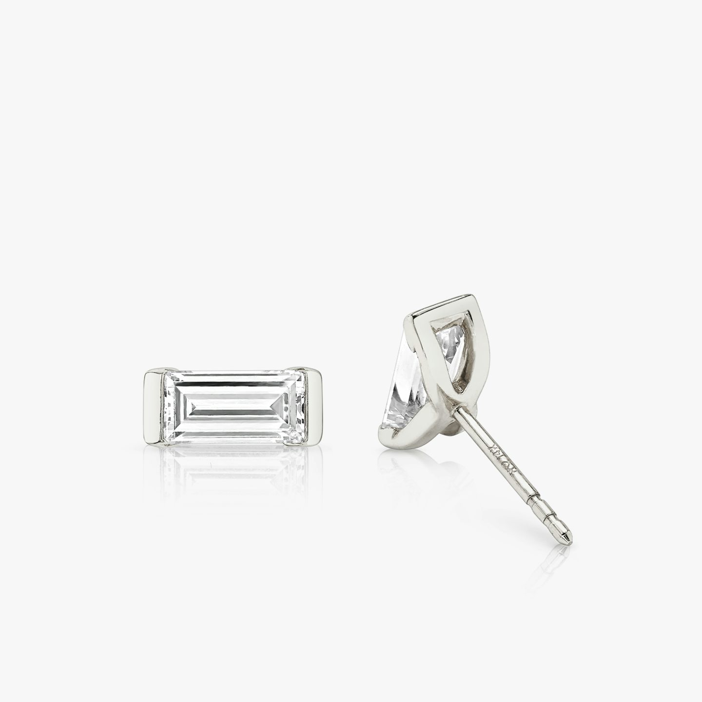 Knife-Edge Baguette Semi-Bezel Stud | Baguette | 14k | White Gold | caratWeight: 0.75ct