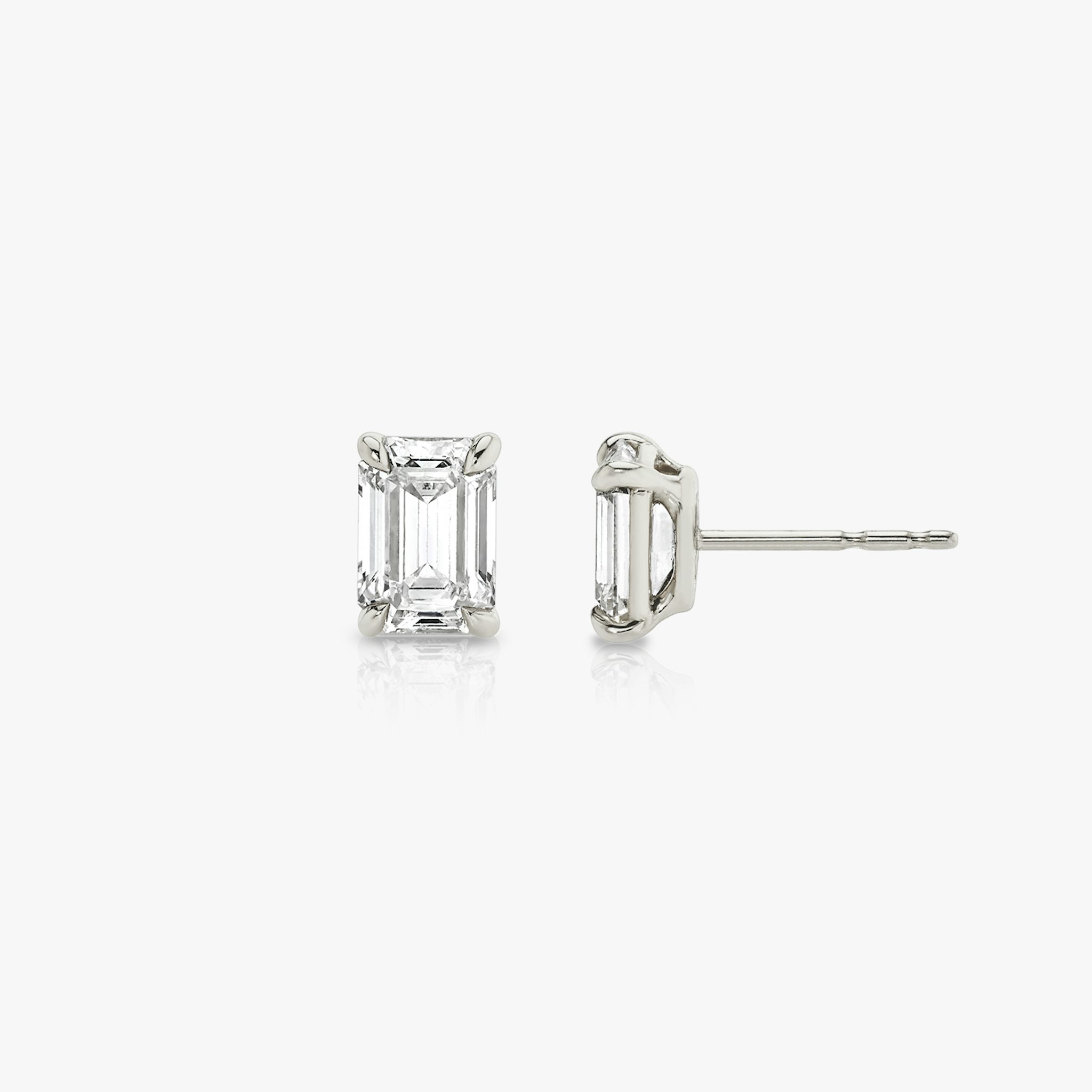 VRAI Solitaire Stud | Emerald | 14k | White Gold | diamondColor: near-colorless | caratWeight: 0.50ct
