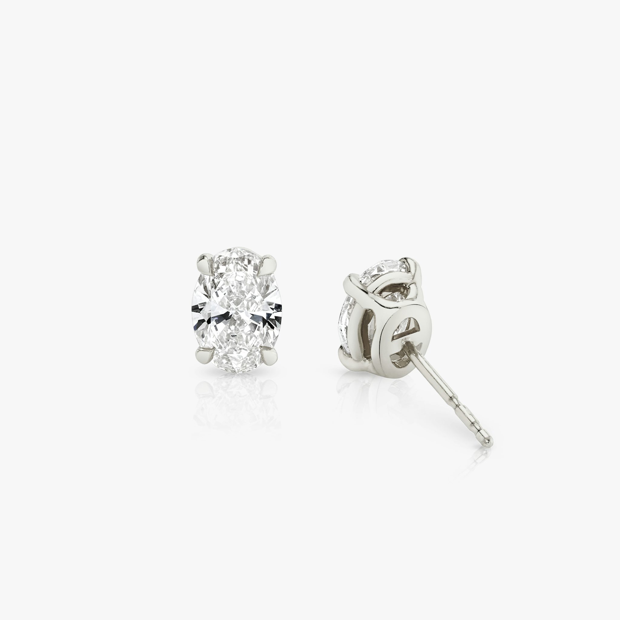 VRAI Solitaire Stud | Oval | 14k | White Gold | caratWeight: other