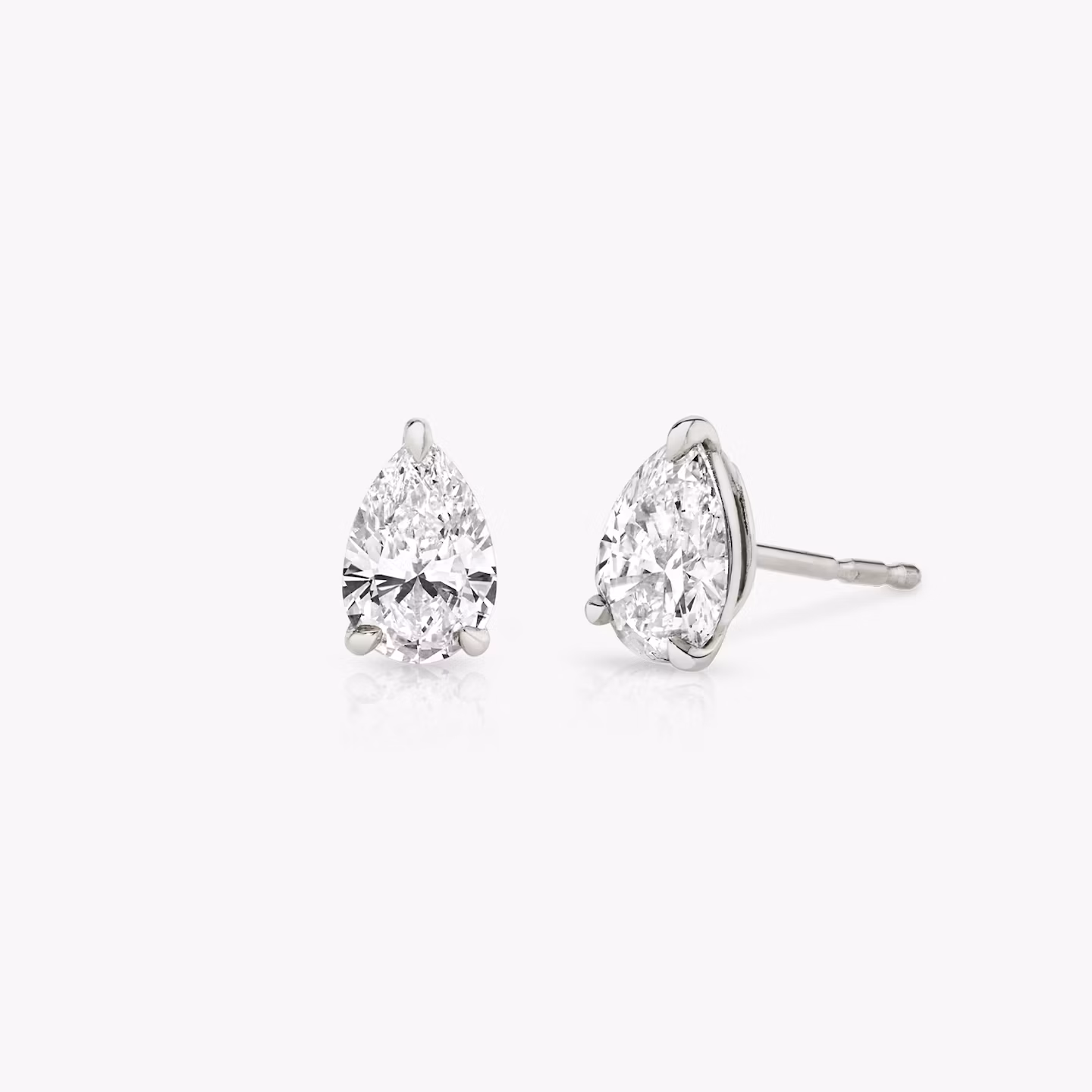 VRAI Solitaire Stud | Pear | 14k | White Gold | diamondColor: near-colorless | caratWeight: 0.25ct