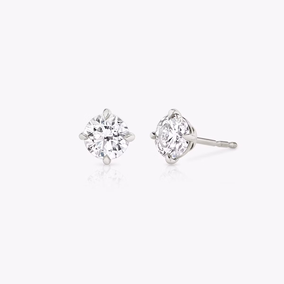 VRAI Solitaire Stud | Round Brilliant | 14k | White Gold | diamondColor: near-colorless | caratWeight: 0.25ct