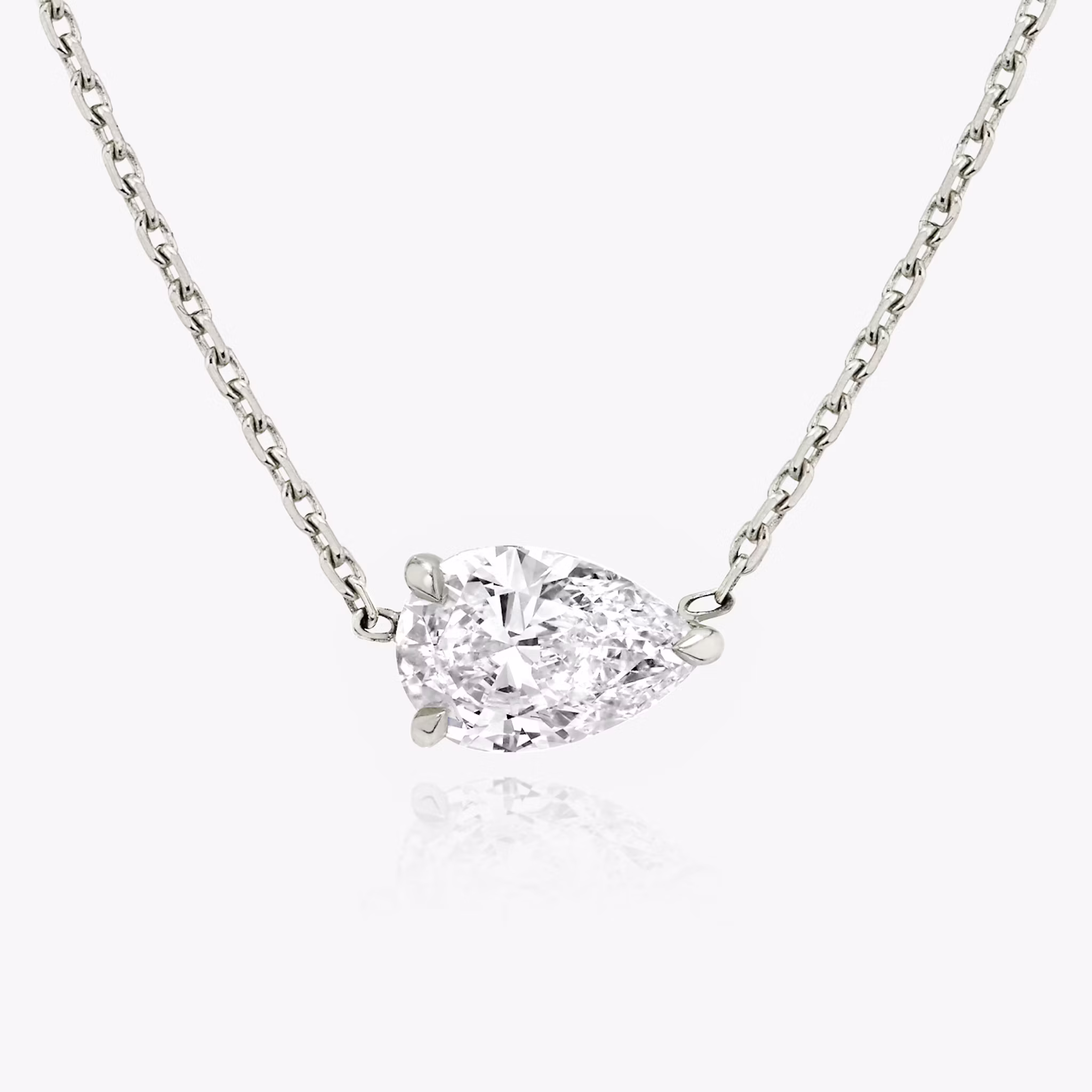 VRAI Solitaire Necklace Pear | White Gold
