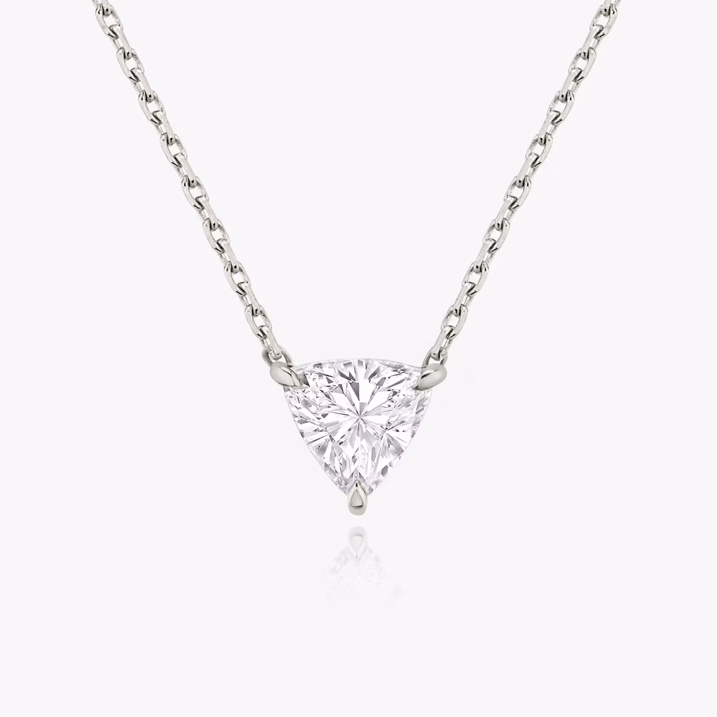 VRAI Solitaire Necklace Trillion | White Gold
