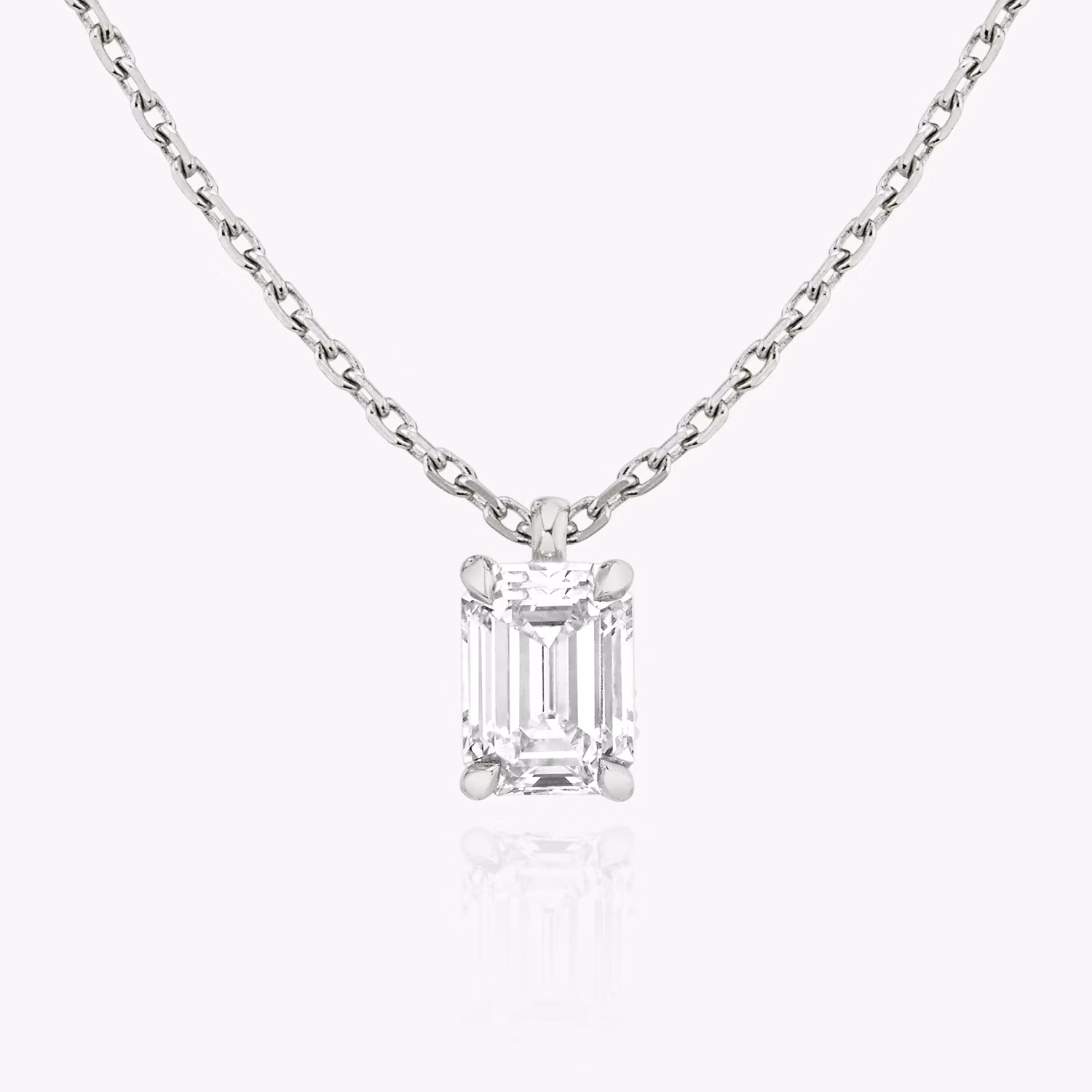 VRAI Solitaire Pendant