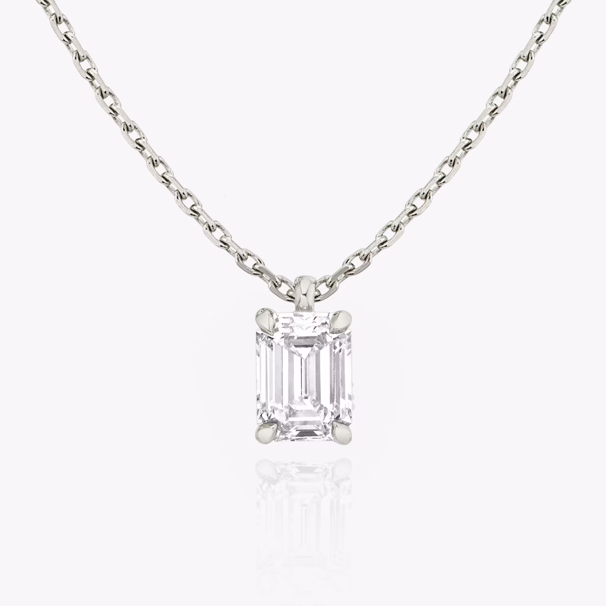 VRAI Solitaire Pendant Emerald | White Gold