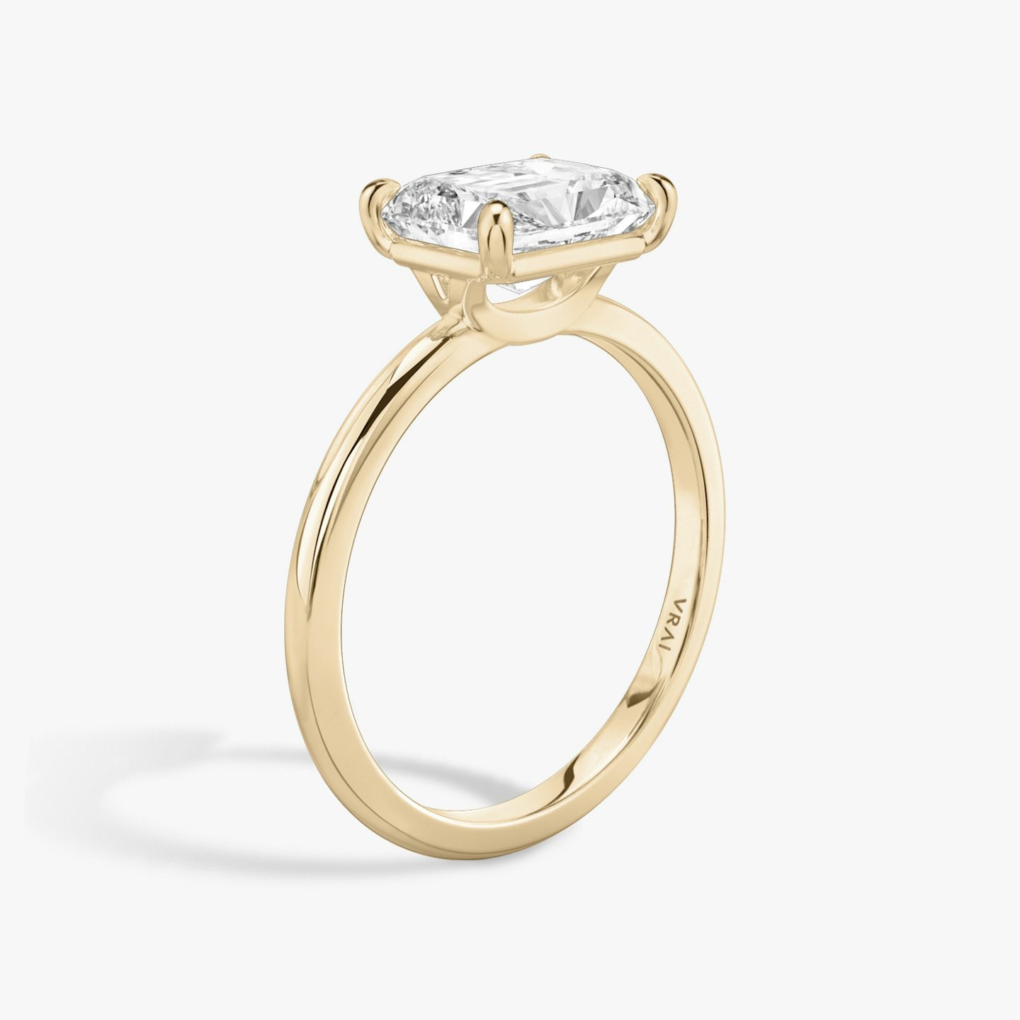 Anillo de compromiso Signature | Radiante | 14k | Oro rosa | bandAccent: Simple | bandWidth: standard | diamondOrientation: horizontal | hiddenHalo: no | caratWeight: other