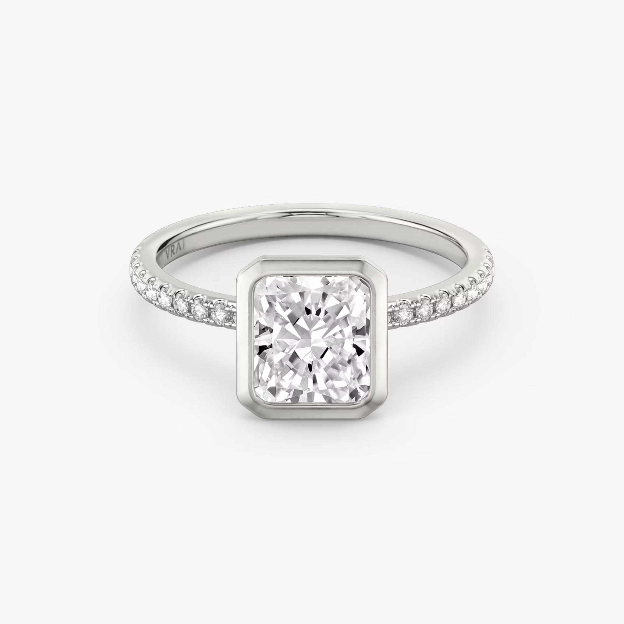 The Signature Bezel Radiant | Platinum