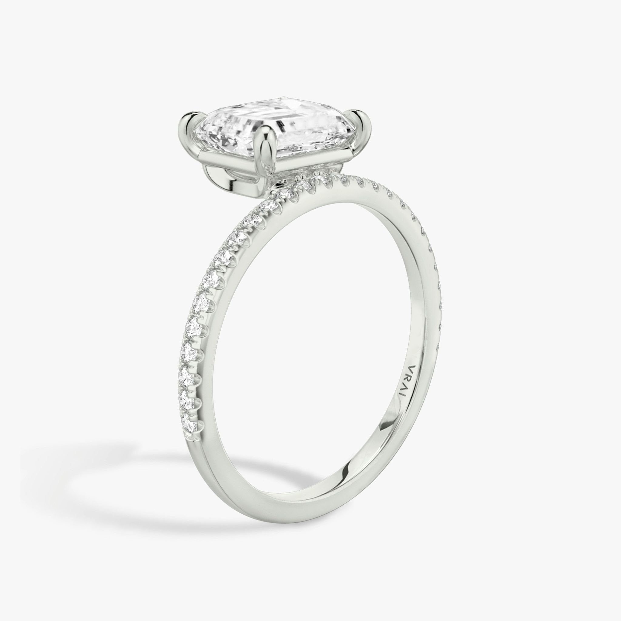 The Hover | Radiant | Platinum | bandAccent: Pavé | diamondOrientation: vertical | caratWeight: other