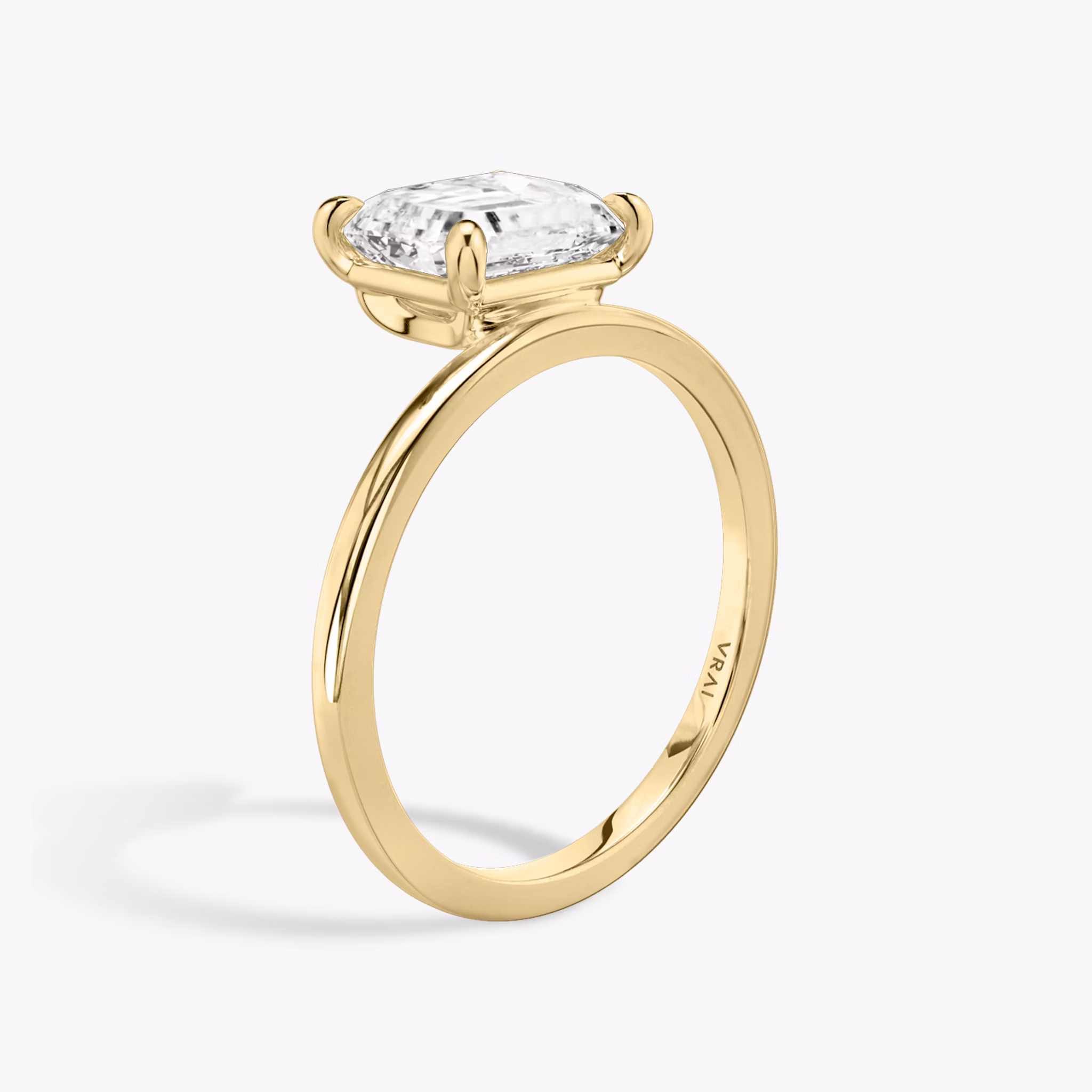 The Hover | Radiant | 18k | Yellow Gold | bandAccent: Plain | diamondOrientation: vertical | caratWeight: other