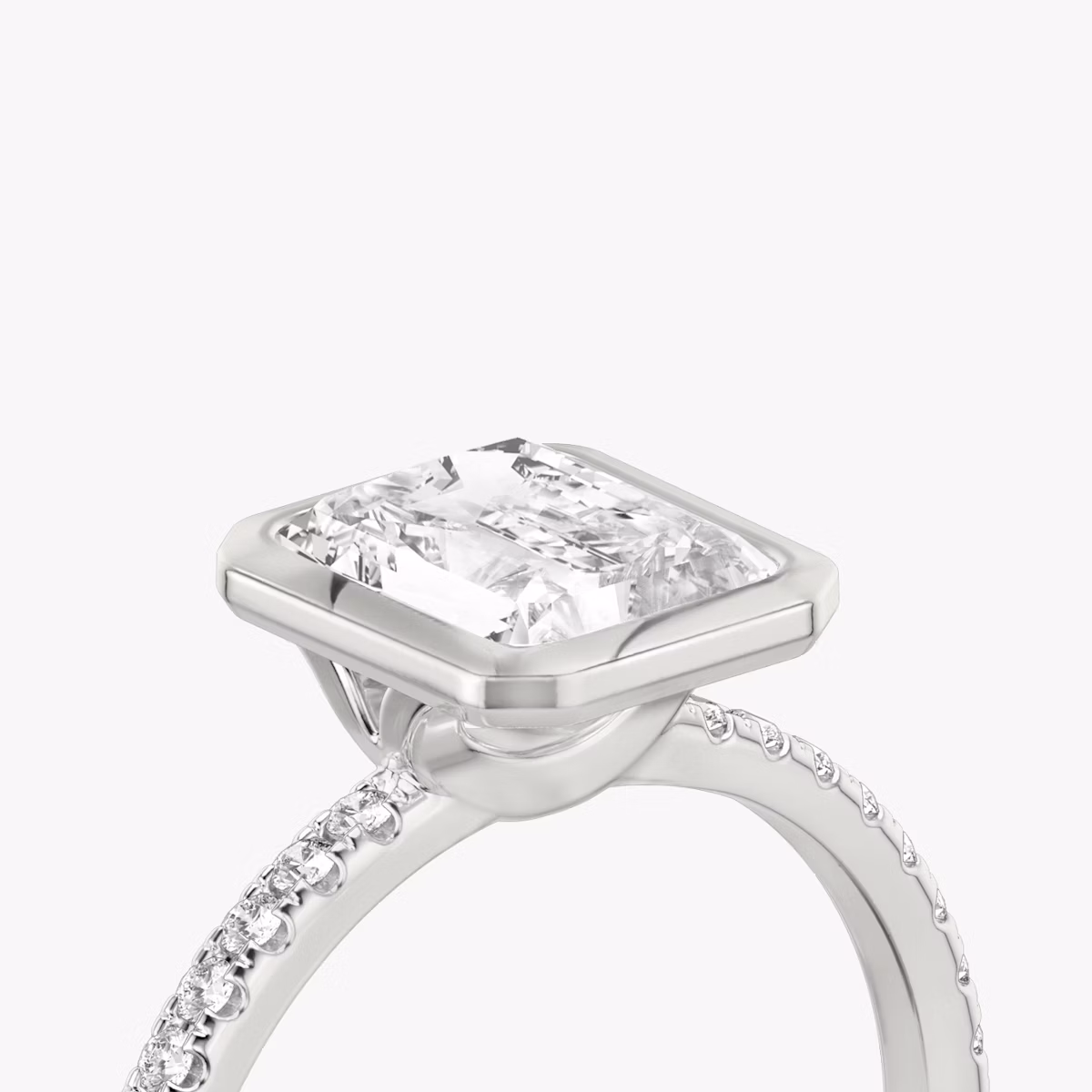The Signature Bezel | Radiant | Platinum | bandAccent: Pavé | diamondOrientation: vertical | caratWeight: other