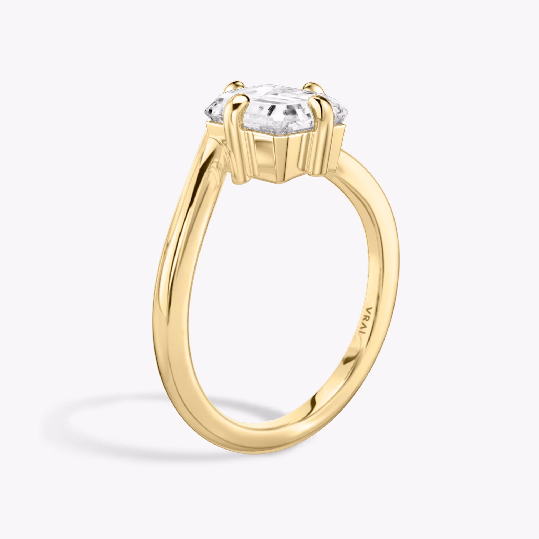The Signature V | Radiant | 18k | Yellow Gold | bandAccent: Plain | diamondOrientation: vertical | caratWeight: other
