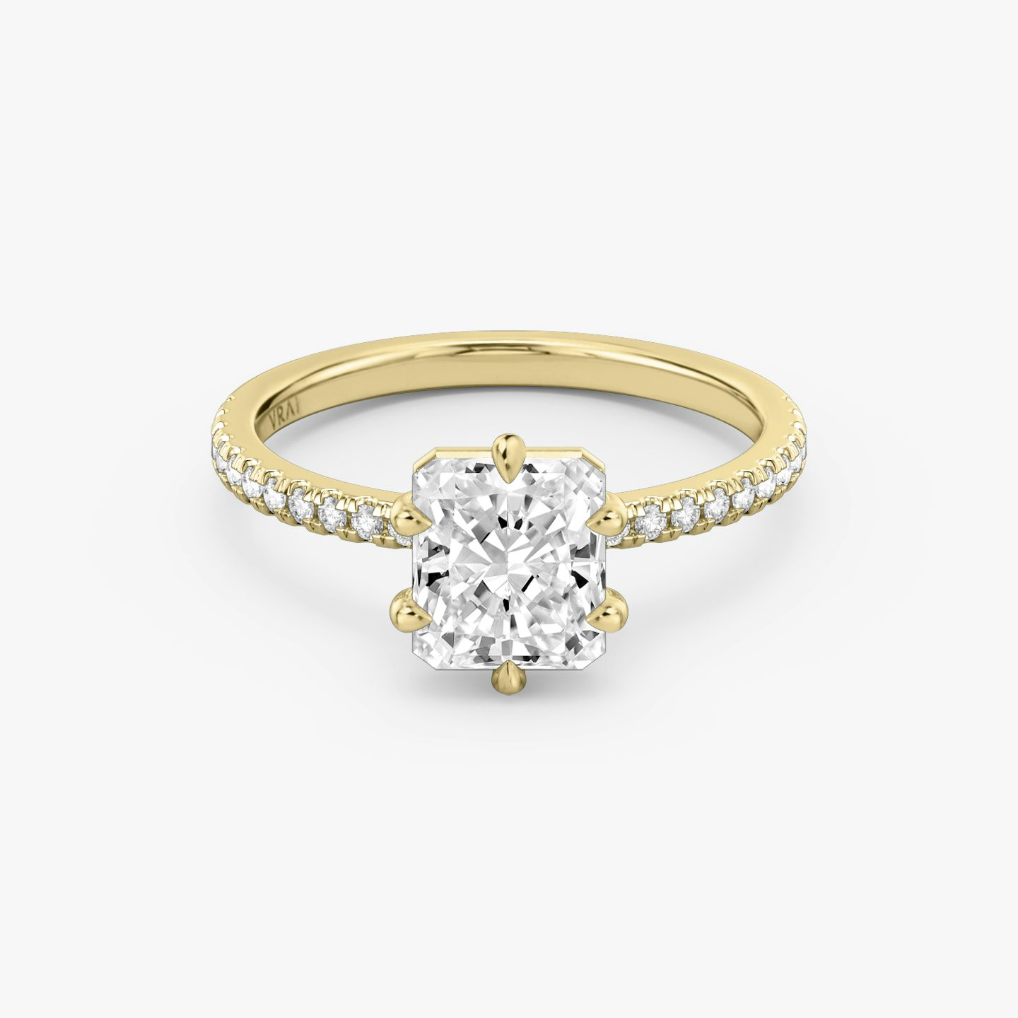 The Signature 6 Prong | Radiant | 18k | Yellow Gold | bandAccent: Pavé | bandWidth: standard | hiddenHalo: no | diamondOrientation: vertical | caratWeight: other