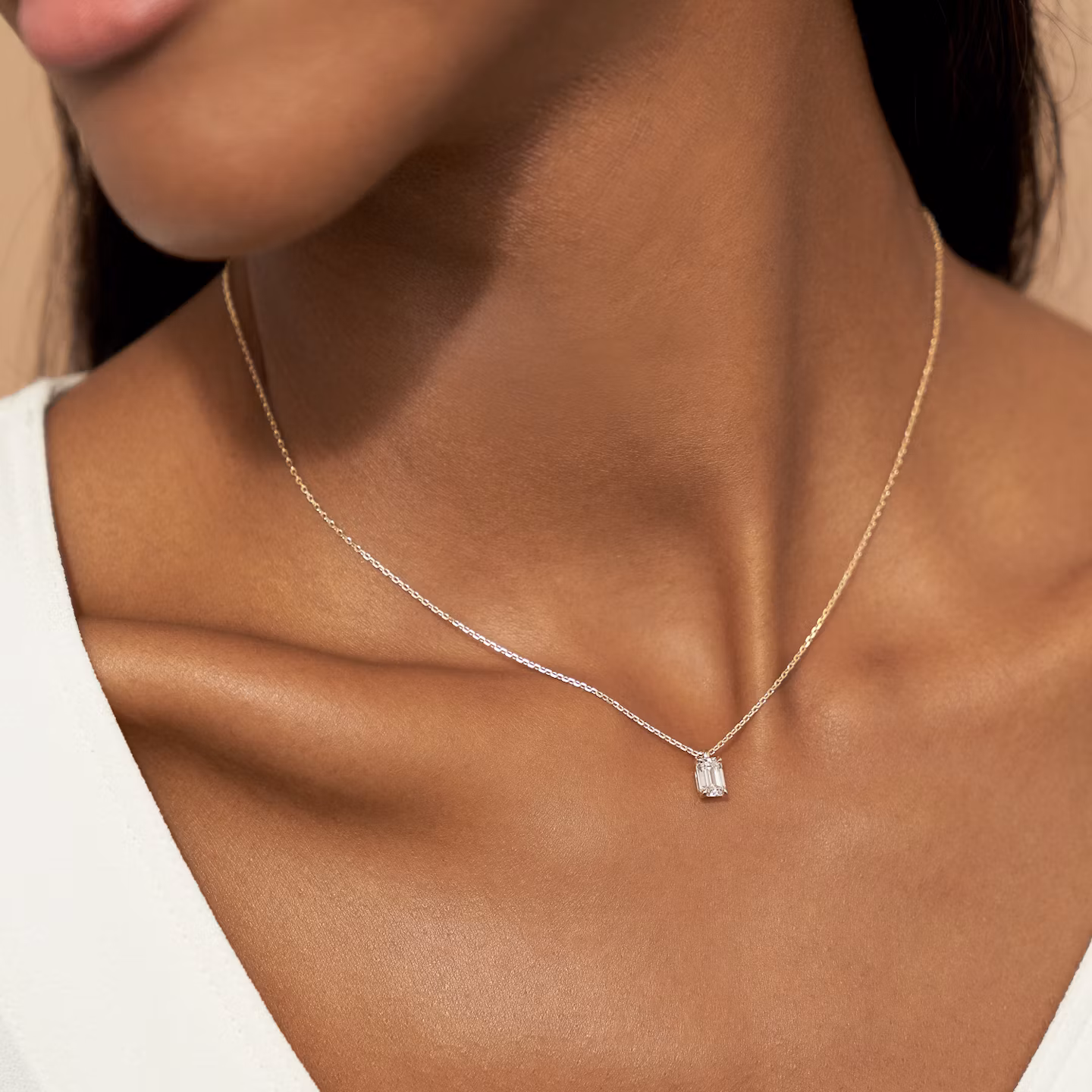 VRAI Solitaire Pendant | Emerald | 14k | Rose Gold | caratWeight: 0.75ct
