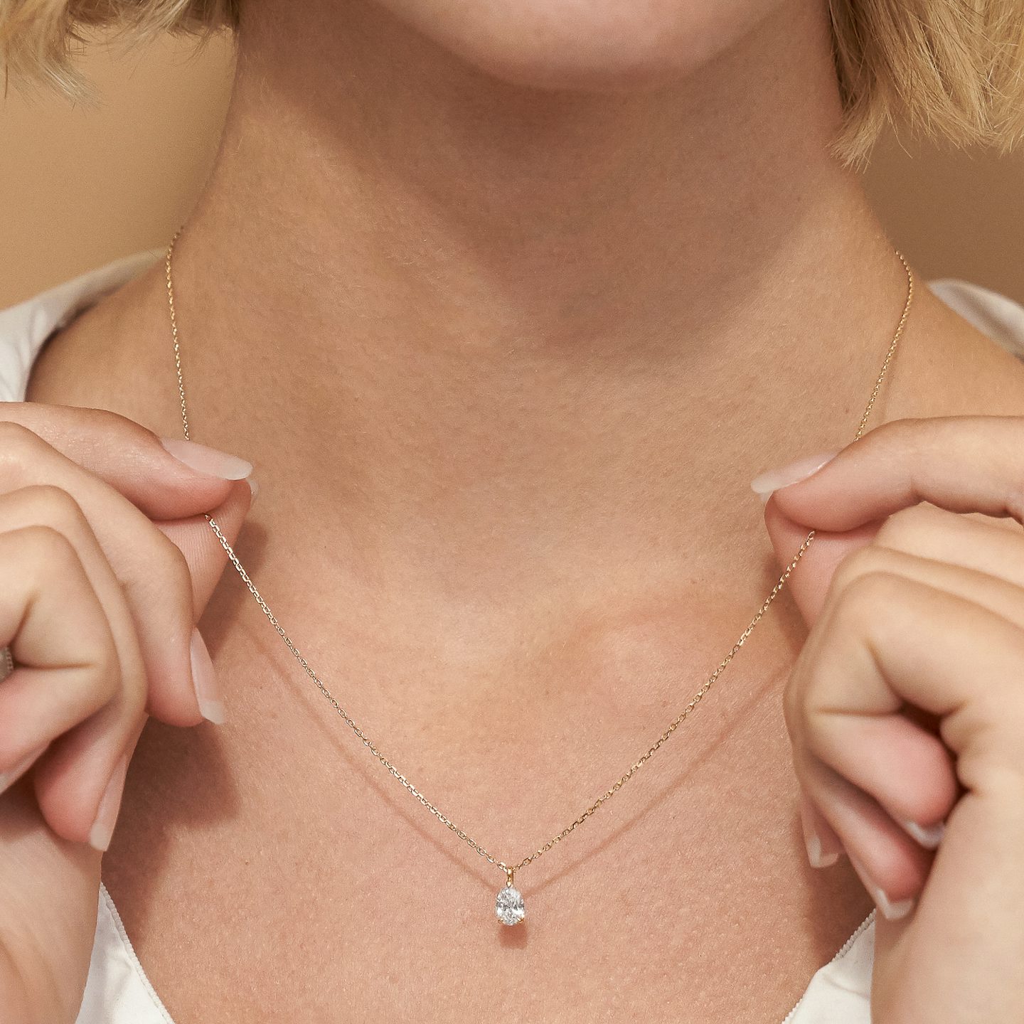 VRAI Solitaire Pendant | Pear | 14k | Yellow Gold | caratWeight: 0.50ct