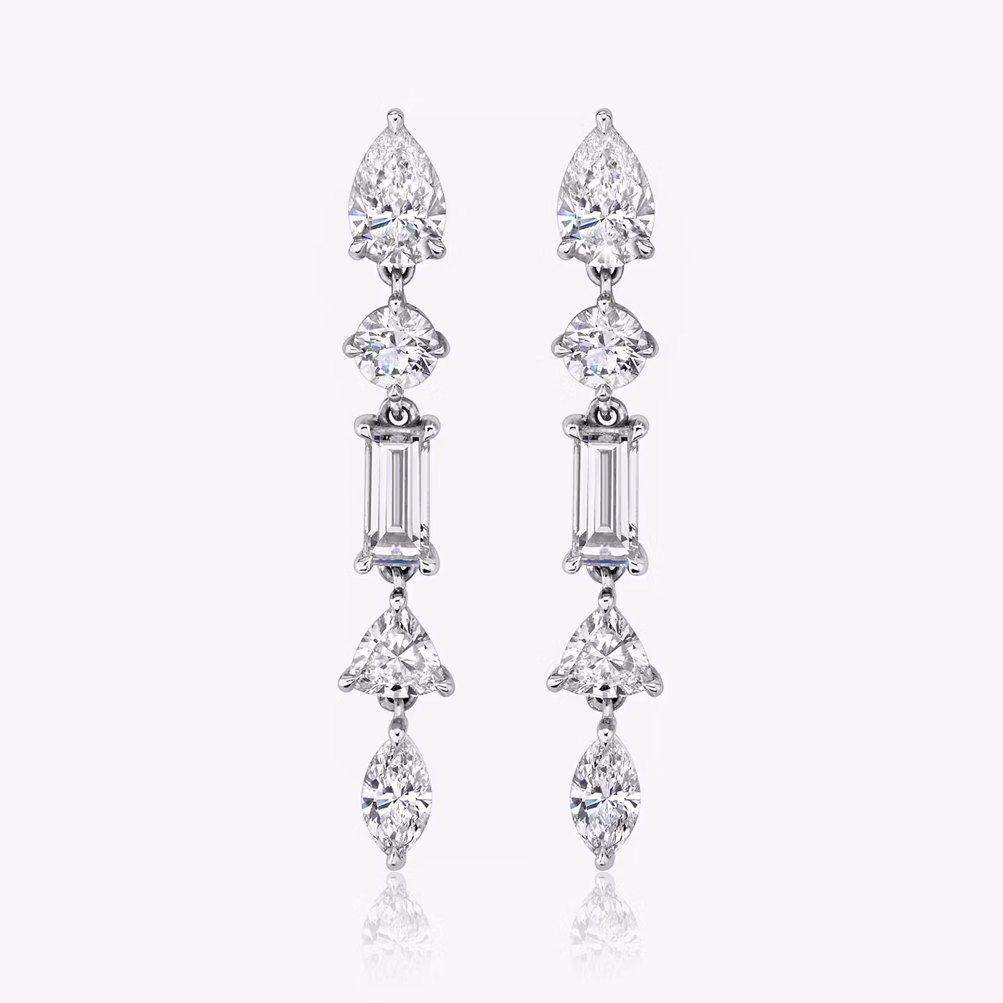 Mixed Drop Ohrringe pear+round-brilliant+baguette+trillion+marquise | White Gold