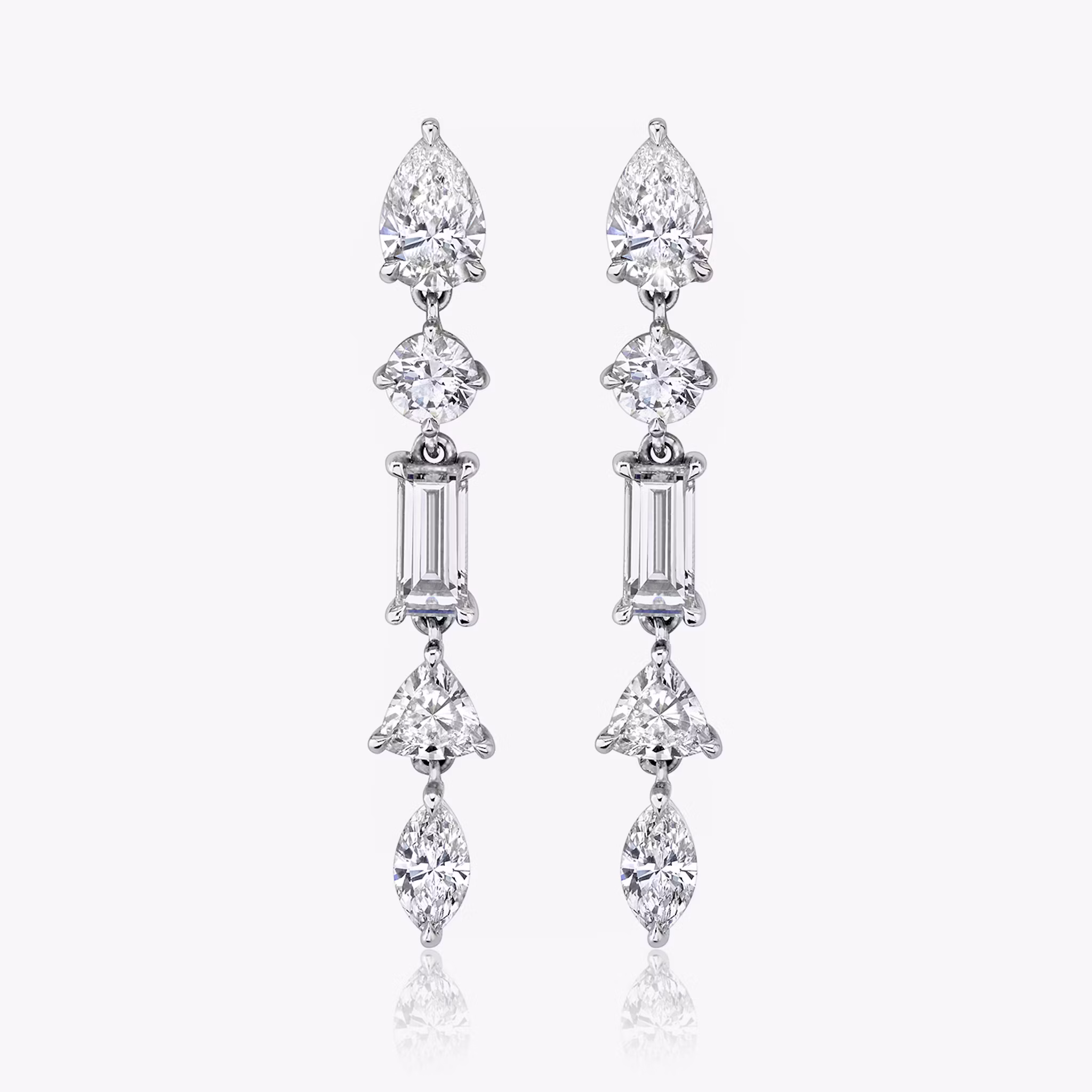 Mixed Drop Ohrringe pear+round-brilliant+baguette+trillion+marquise | White Gold
