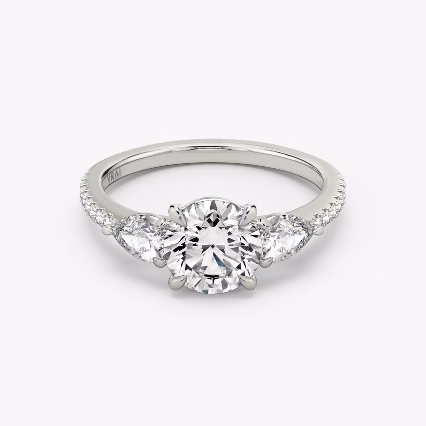 The Three Stone Round Brilliant | White Gold