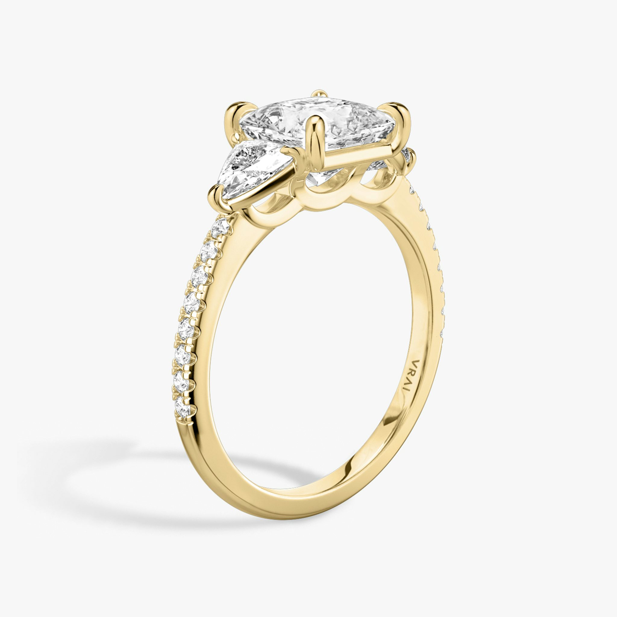 The Three Stone | Princess | 18k | Yellow Gold | bandAccent: Pavé | sideStoneCarat: 0.25ct | sideStoneShape: Trillion | diamondOrientation: vertical | caratWeight: other